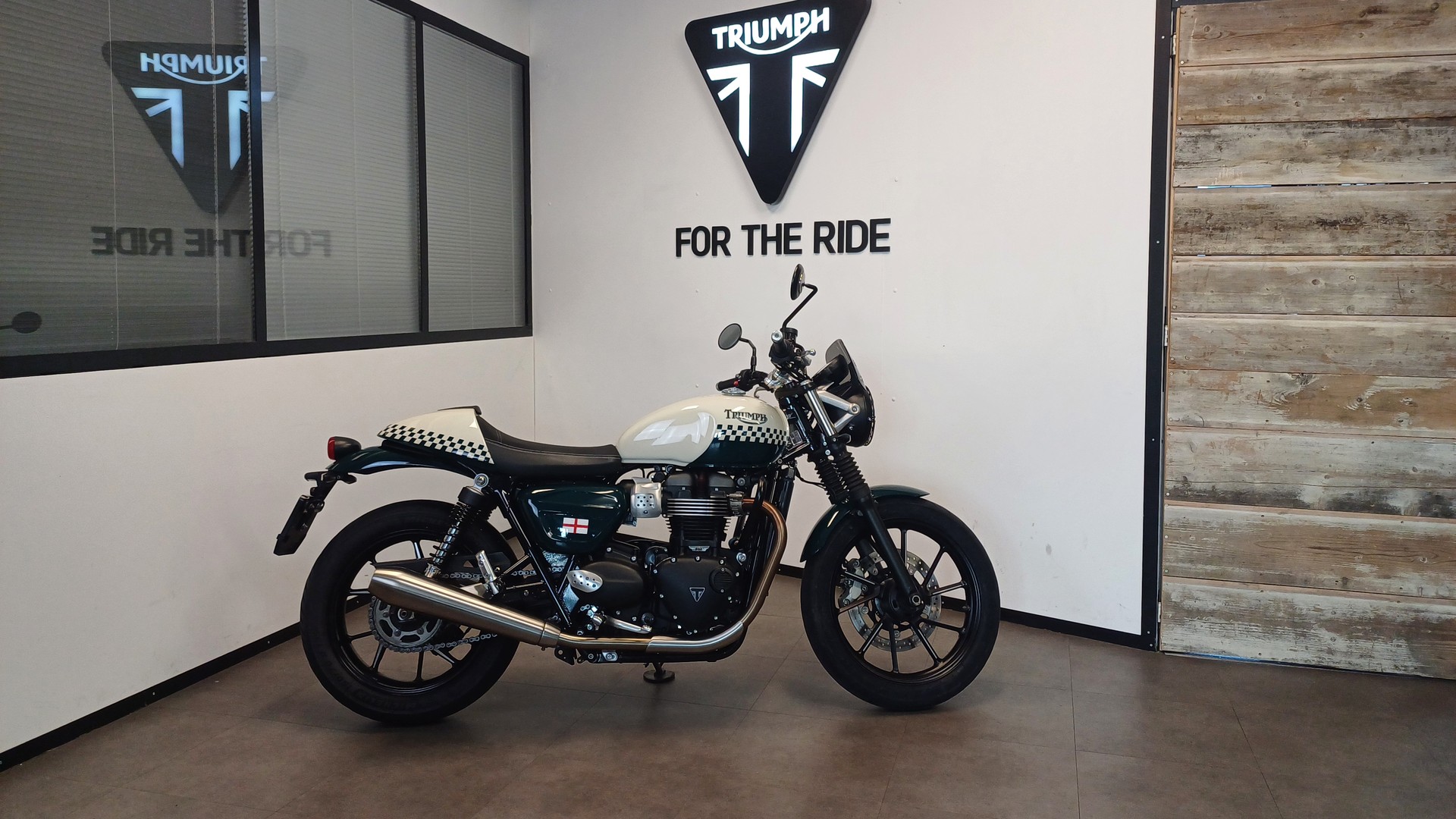 TRIUMPH Street Twin 900 i (35kW)-image-3