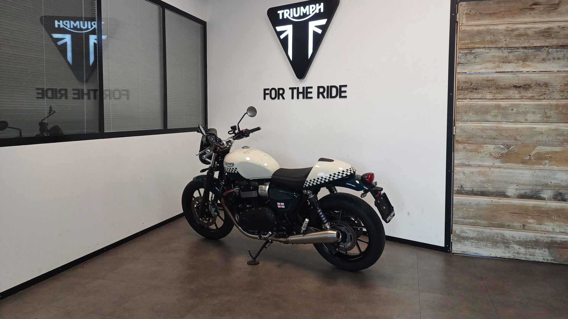 TRIUMPH Street Twin 900 i (35kW)-image-8