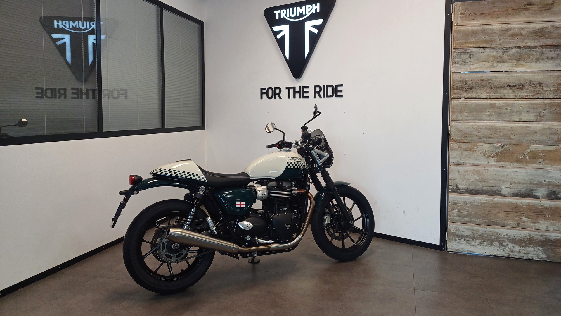 TRIUMPH Street Twin 900 i (35kW)-image-4
