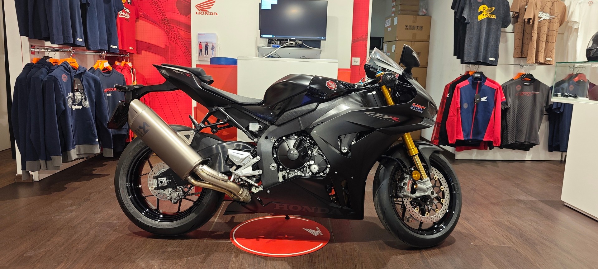 HONDA CBR 1000 RR-R Fireblade SP-image-1