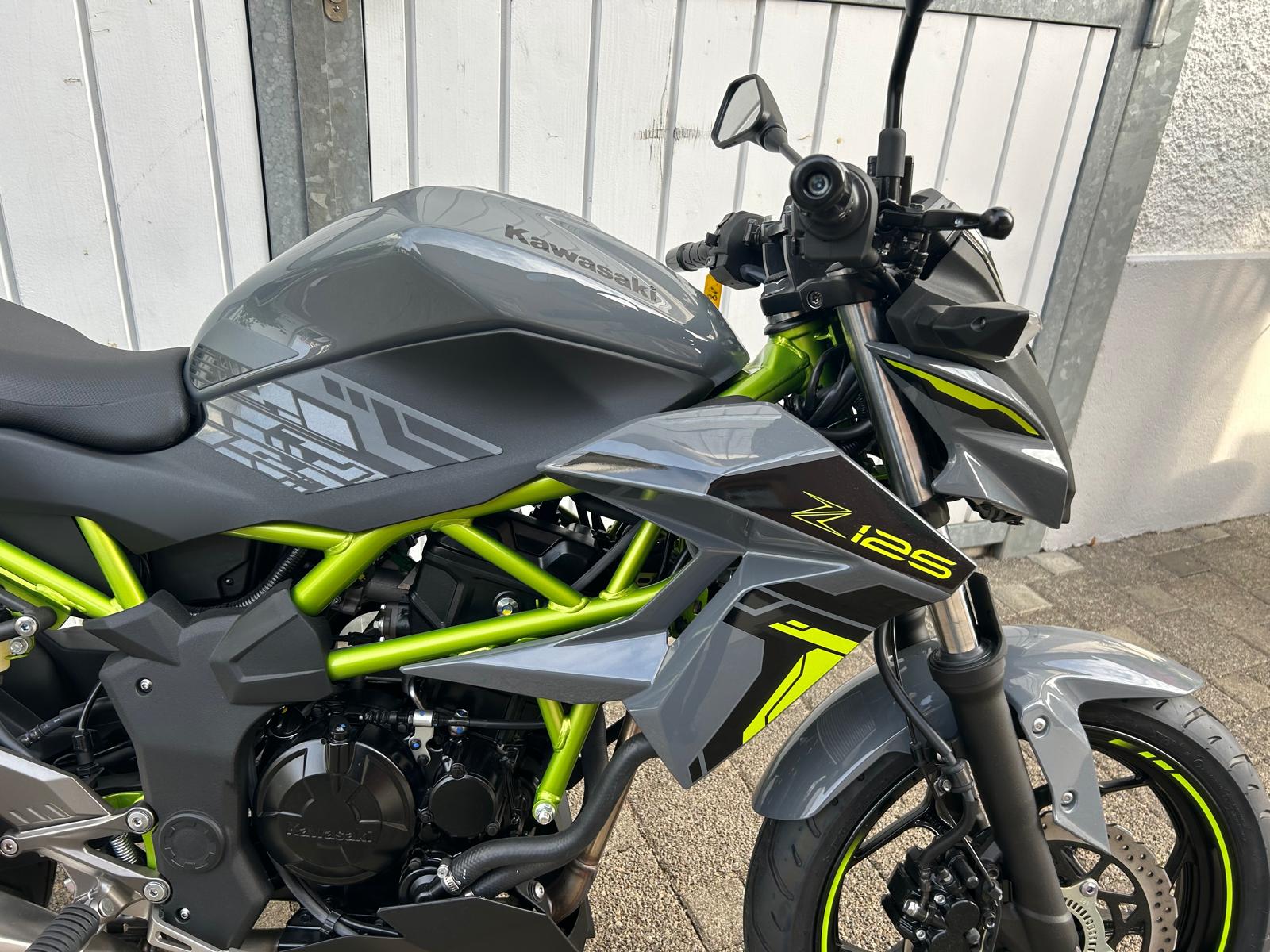 KAWASAKI Z 125-image-5