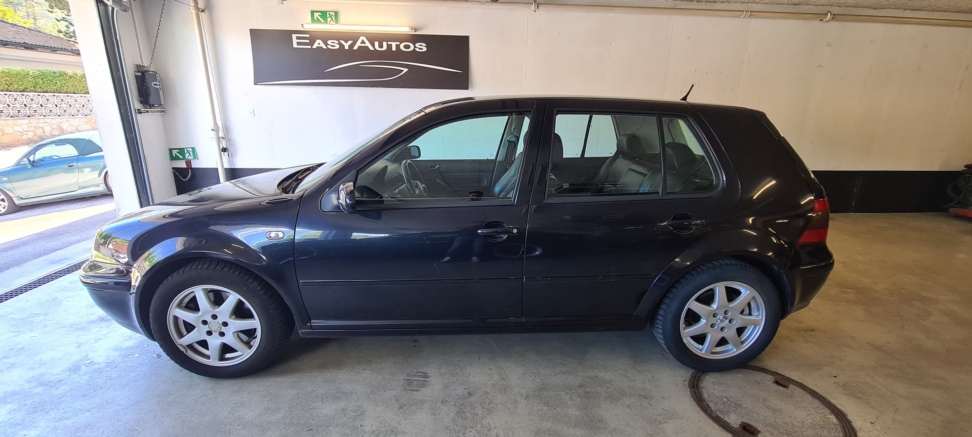 VW Golf 2.8 Highline 4Motion-image-4