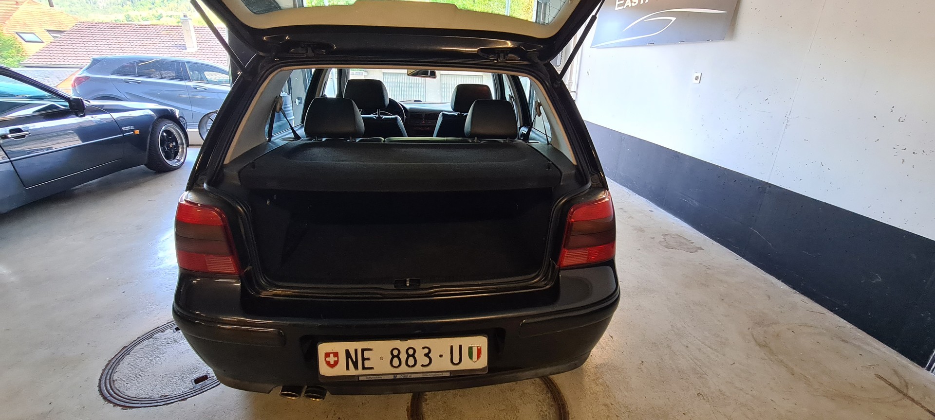 VW Golf 2.8 Highline 4Motion-image-13