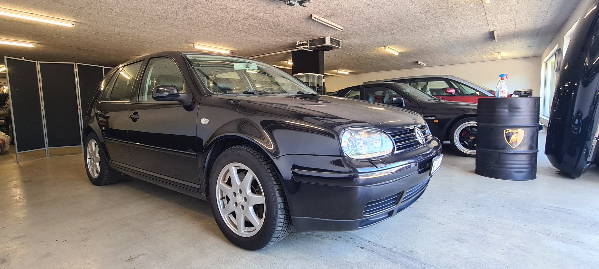 VW Golf 2.8 Highline 4Motion-image-3