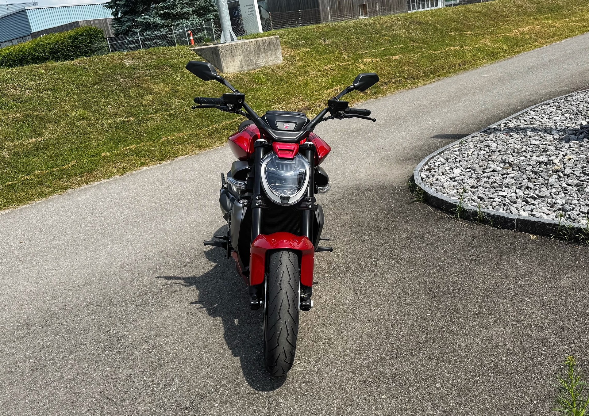 DUCATI X Diavel V4-image-3