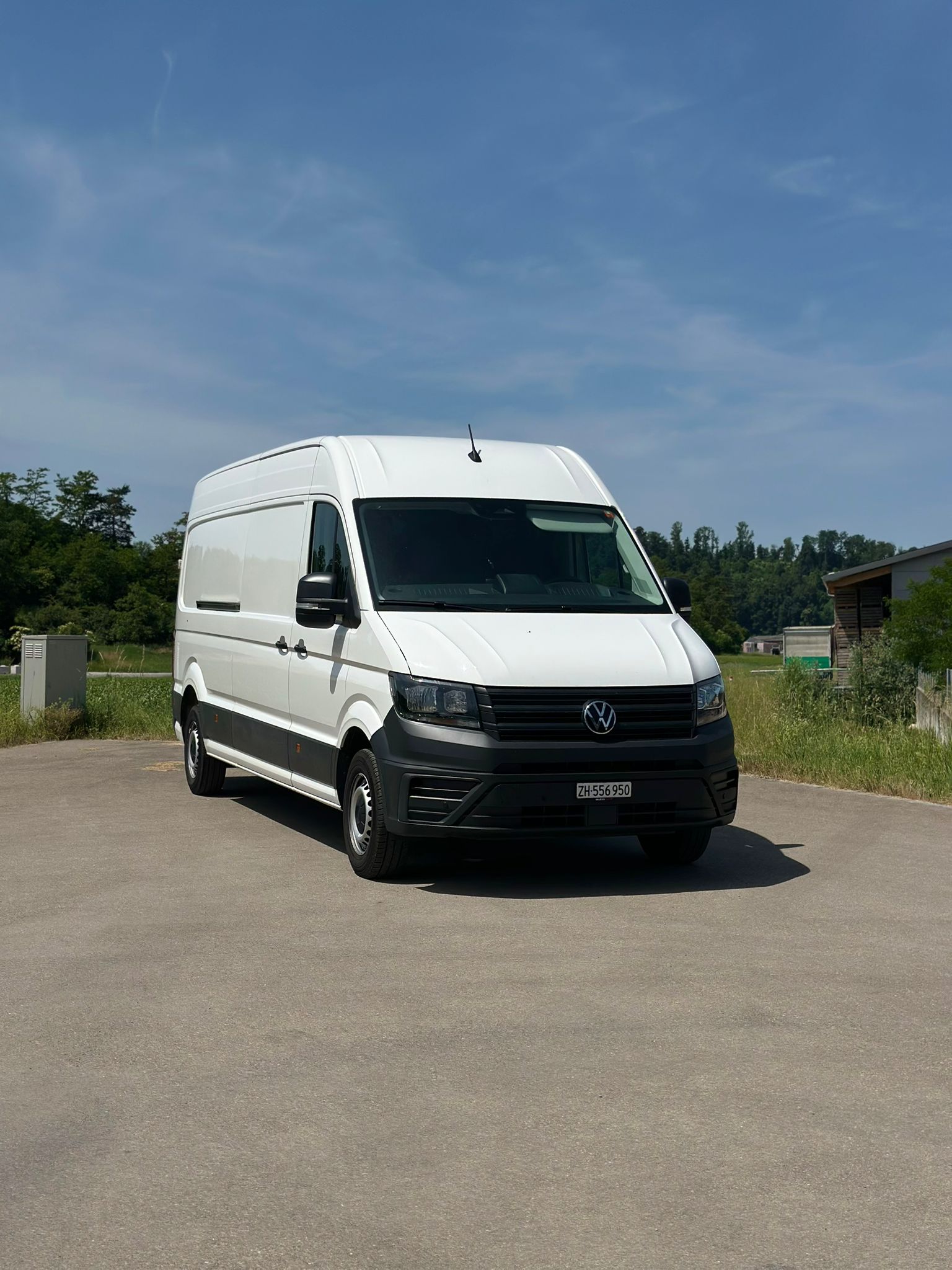 VW Crafter 35 2.0 TDI Model 2025-image-5