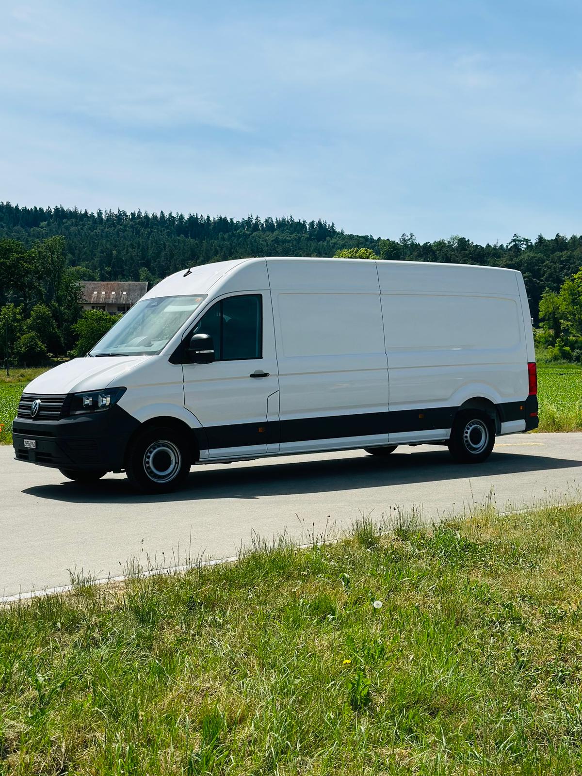 VW Crafter 35 2.0 TDI Model 2025-image-2