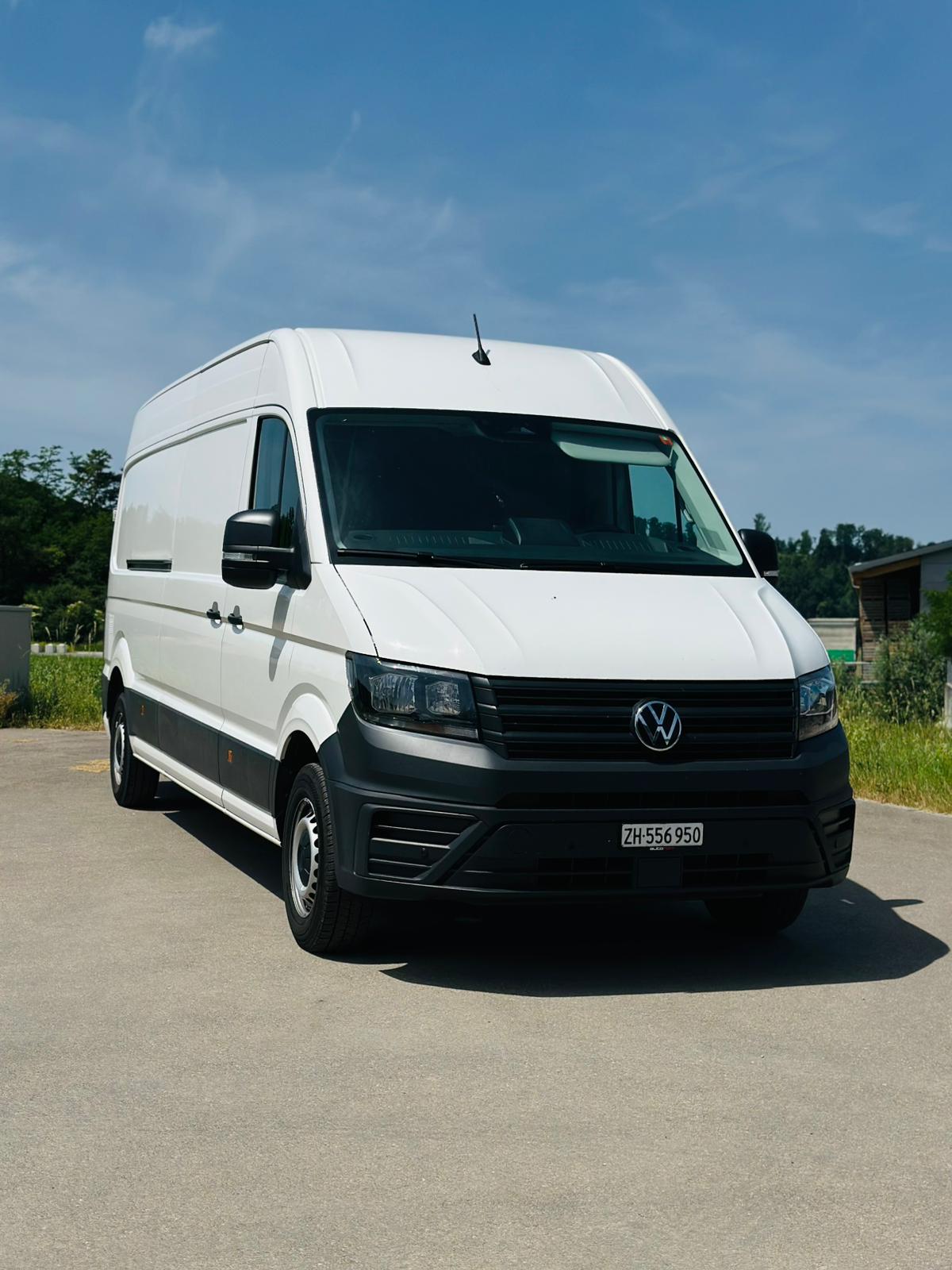 VW Crafter 35 2.0 TDI Model 2025-image-0
