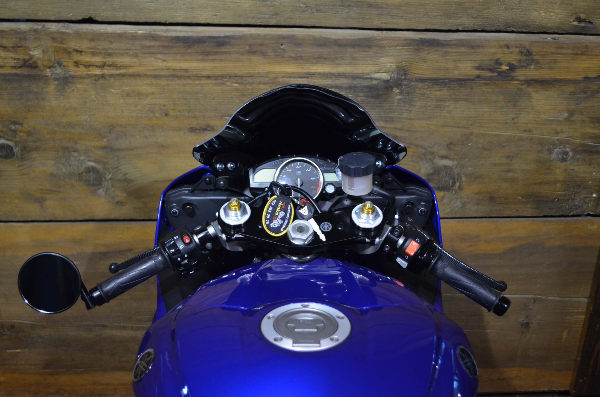 YAMAHA YZF-R6-image-2