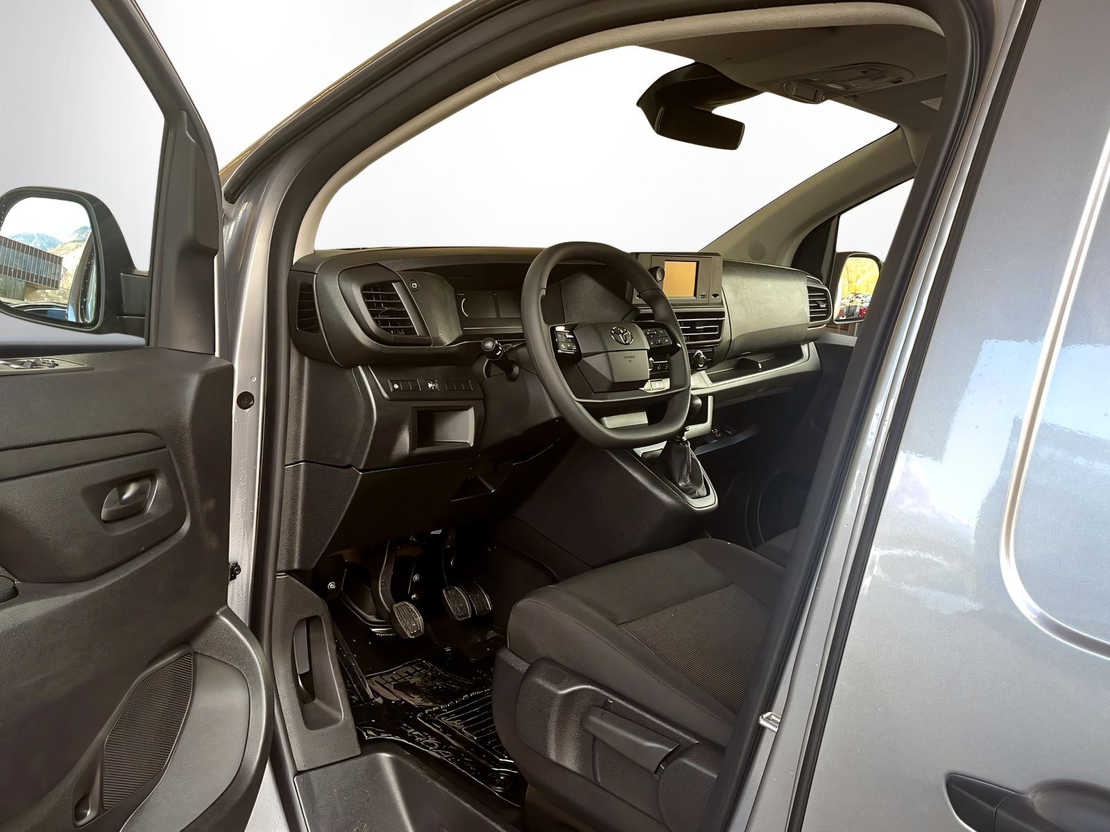 TOYOTA PROACE Van L1 1.5 D Active-image-6