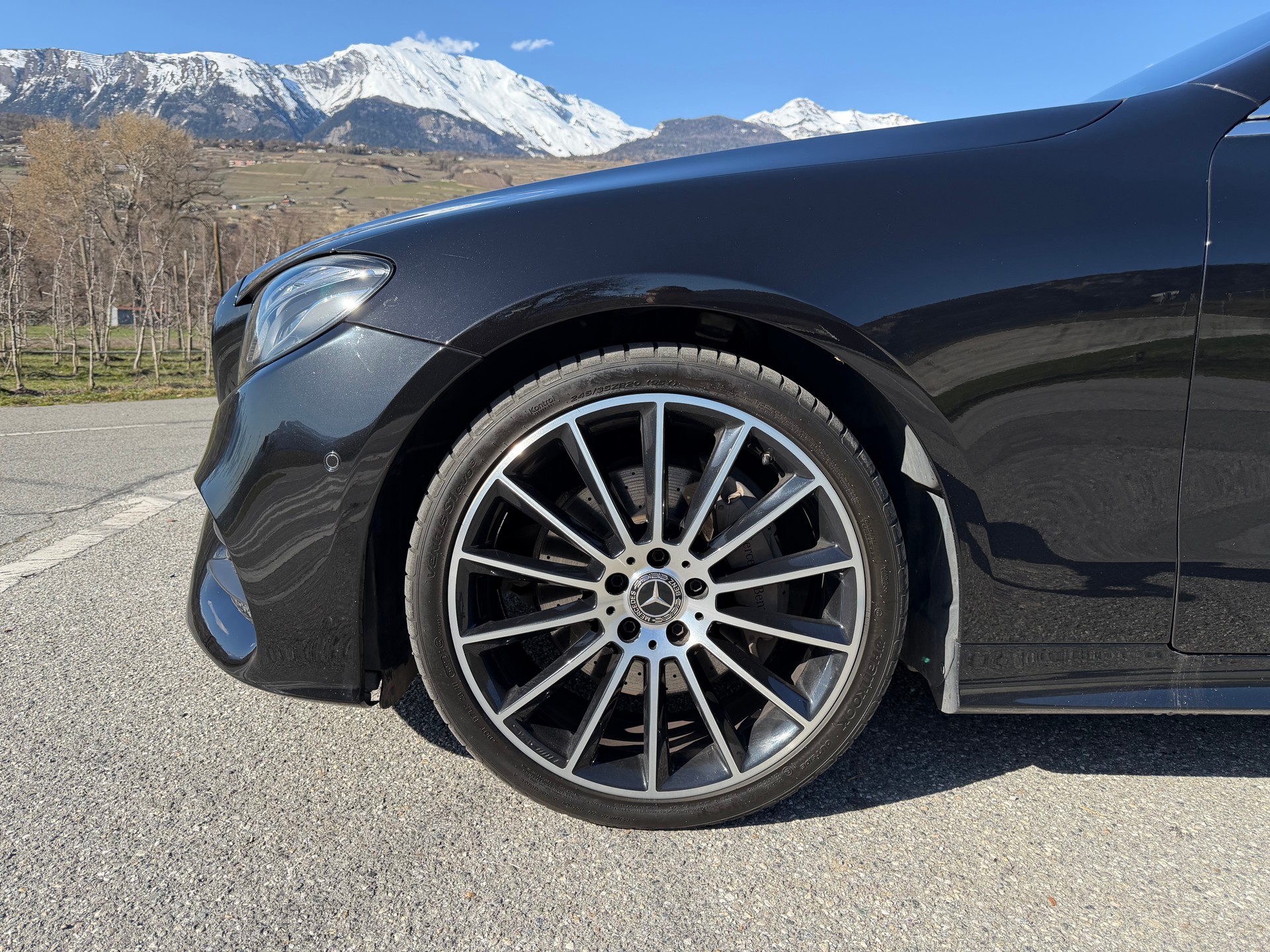 MERCEDES-BENZ E 200 Coupé AMG Line 4 Matic 9G-Tronic-image-9