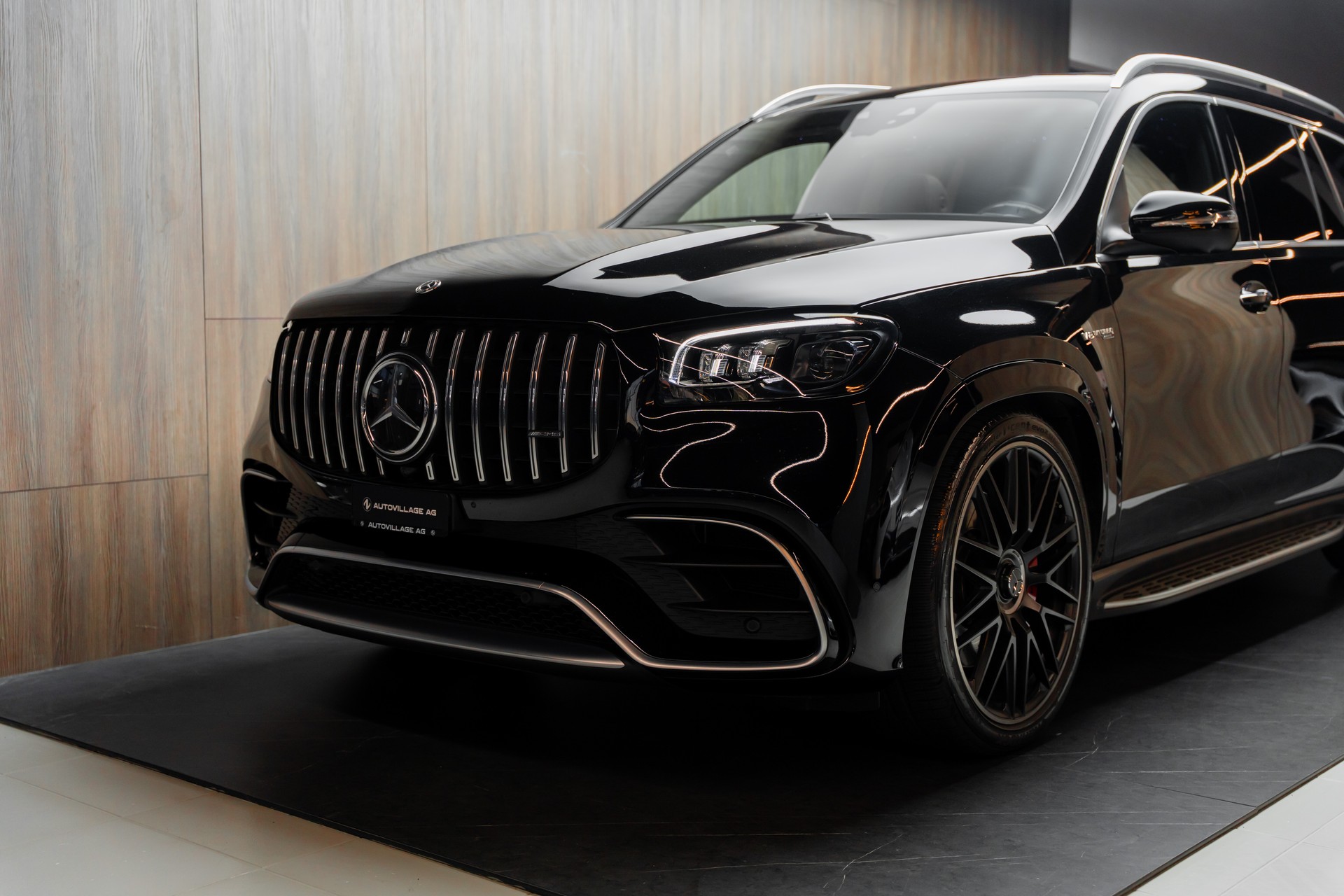 MERCEDES-BENZ GLS 63 4Matic+ TCT 9G-image-27