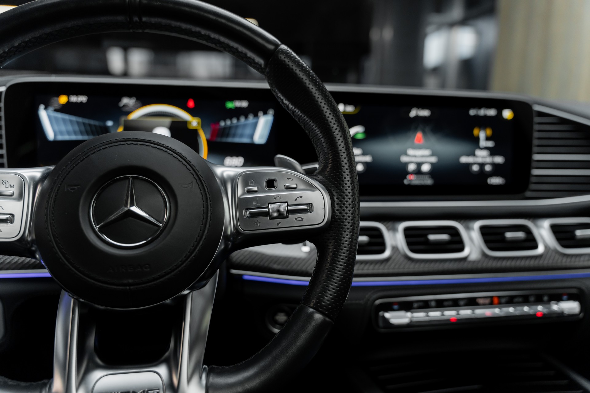 MERCEDES-BENZ GLS 63 4Matic+ TCT 9G-image-20