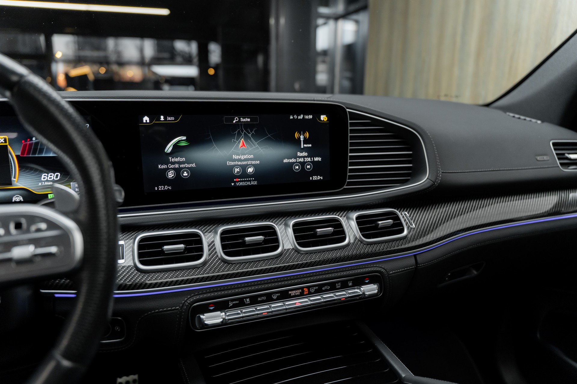 MERCEDES-BENZ GLS 63 4Matic+ TCT 9G-image-11