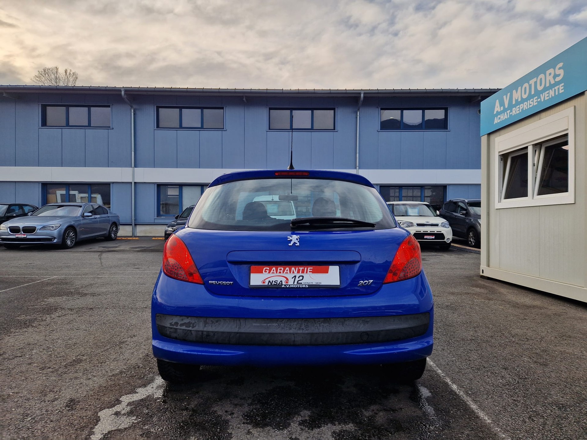 PEUGEOT 207 1.4 Urban-image-5