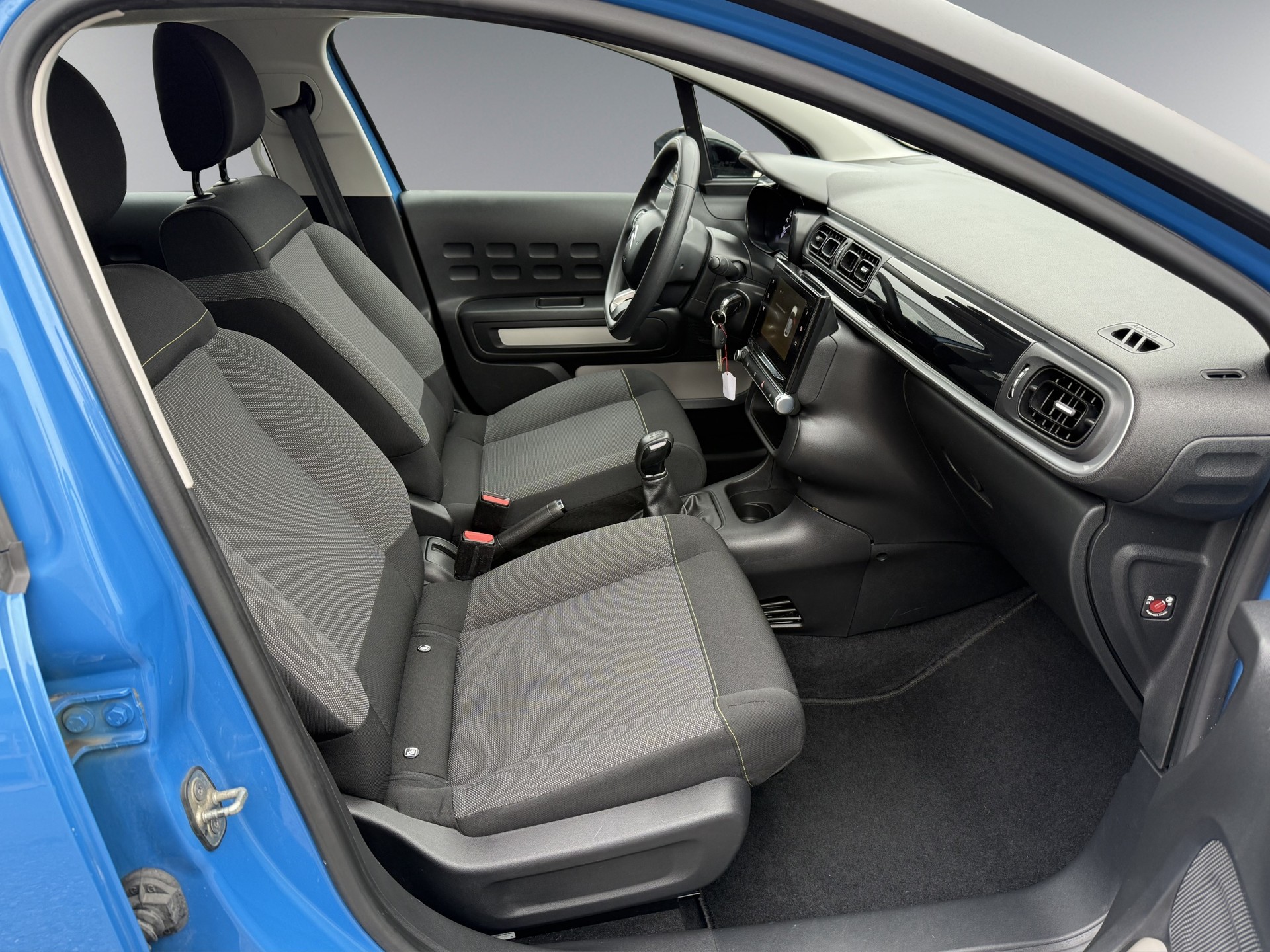 CITROEN C3 1.2i PureTech Feel-image-9