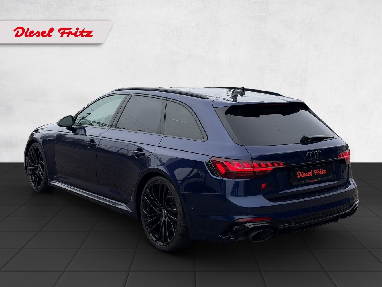 AUDI RS4 Avant quattro tiptronic-showroom-element-2
