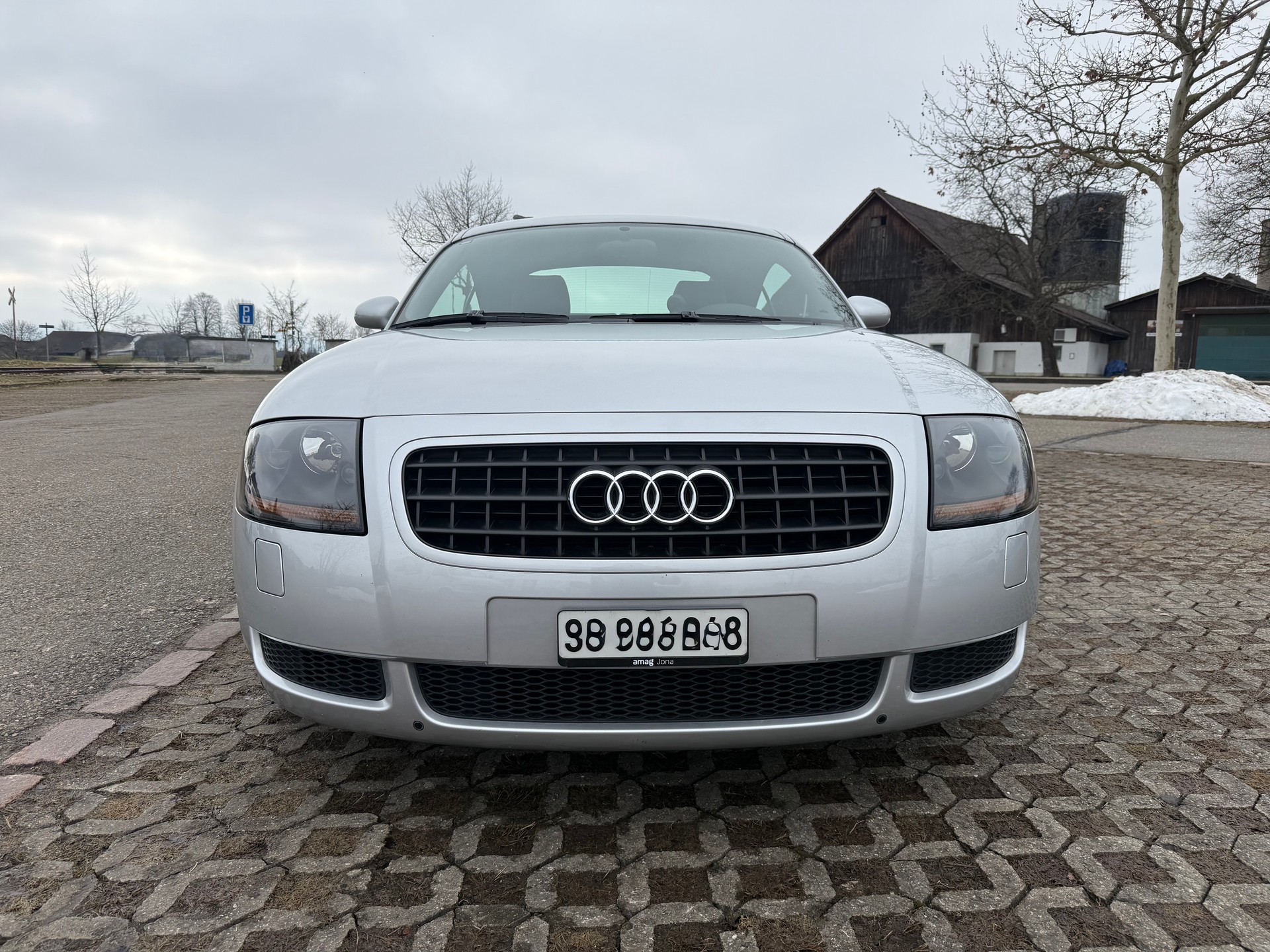 AUDI TT Coupé 1.8 T-image-11