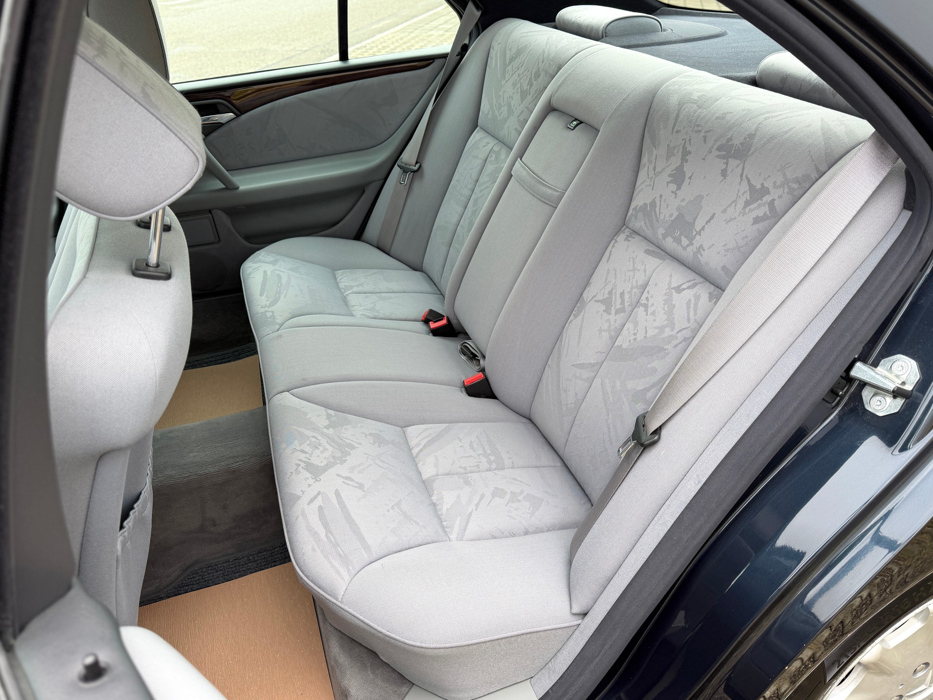 MERCEDES-BENZ E 320 Elégance Automatic-image-20