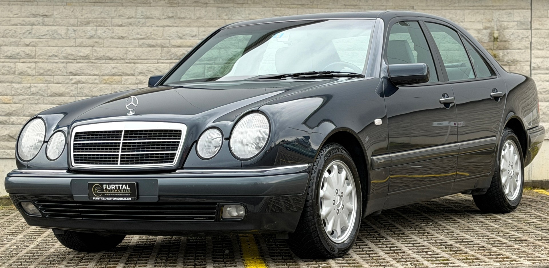 MERCEDES-BENZ E 320 Elégance Automatic-image-4