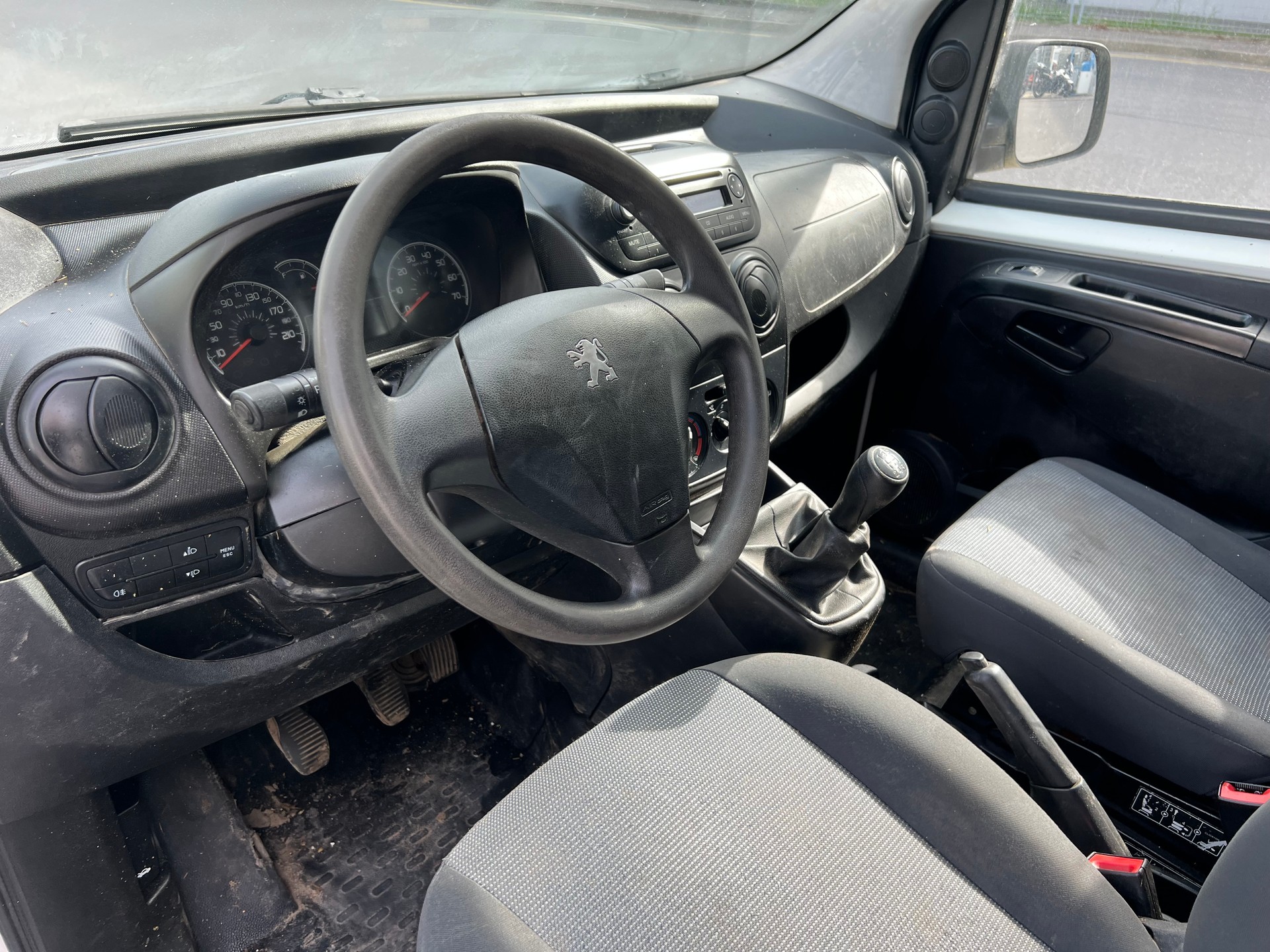 PEUGEOT Bipper 1.3 HDi-image-10