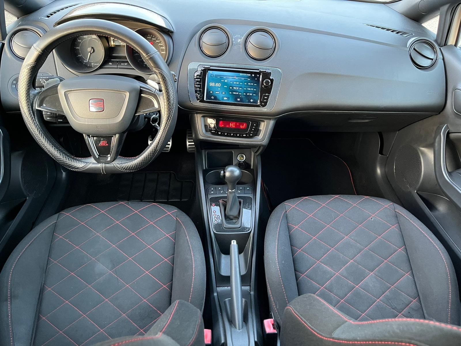 SEAT Ibiza SC 1.4 TSI Cupra R210 Swiss Racing DSG-image-9