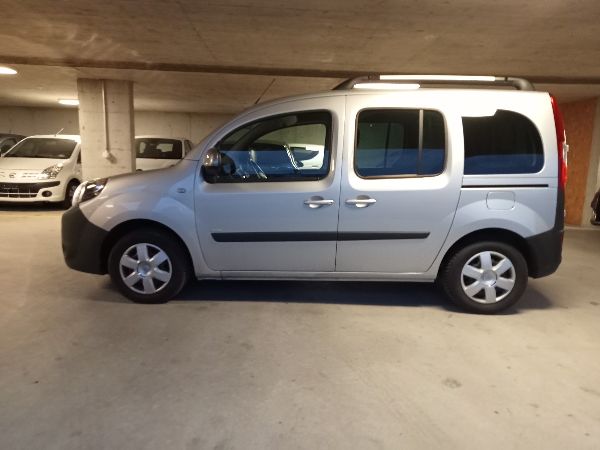 RENAULT Kangoo 1.2 16V Turbo 90th Anniversary EDC-image-6