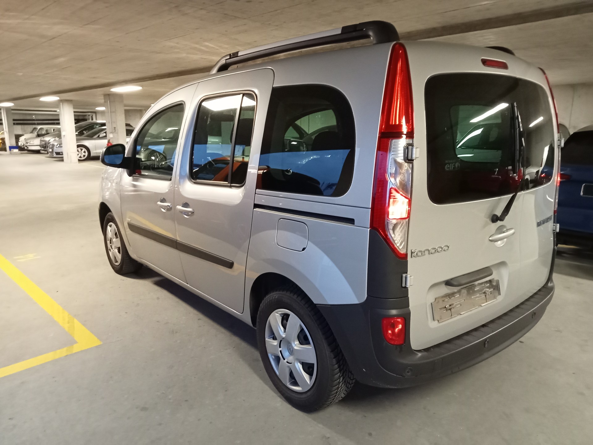 RENAULT Kangoo 1.2 16V Turbo 90th Anniversary EDC-image-4