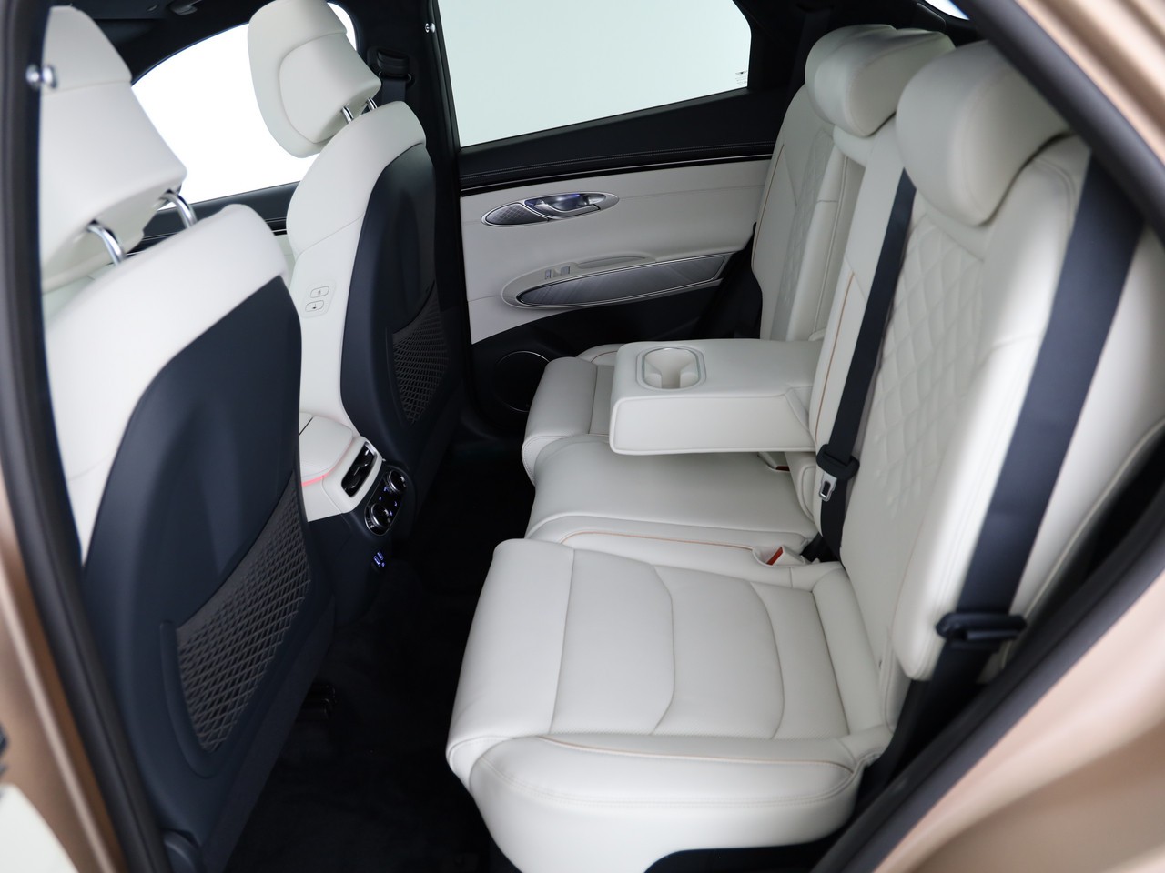 GENESIS GV70 Electrified Sport kWh 77,4 AWD-image-4
