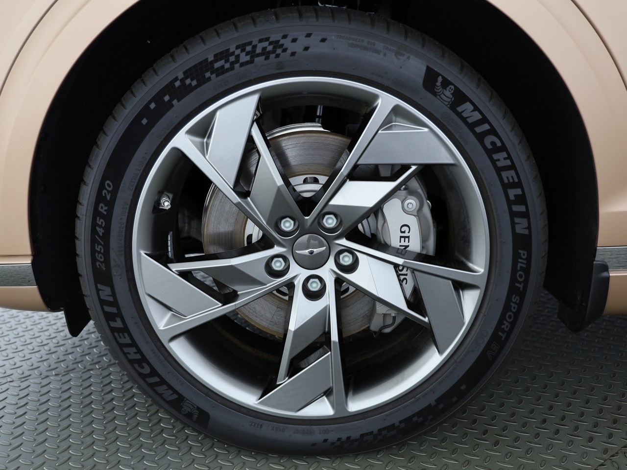 GENESIS GV70 Electrified Sport kWh 77,4 AWD-image-8