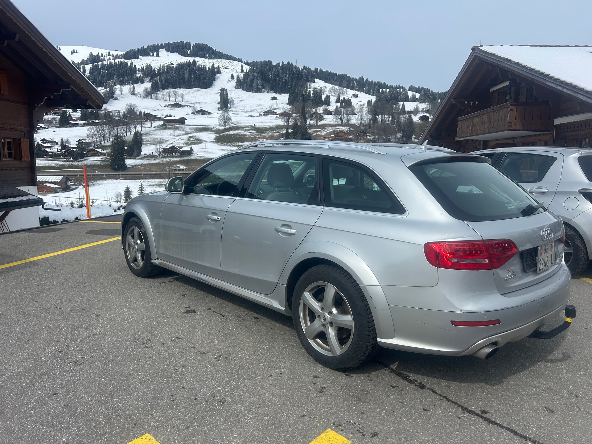 AUDI A4 allroad 2.0 TFSI quattro-image-4