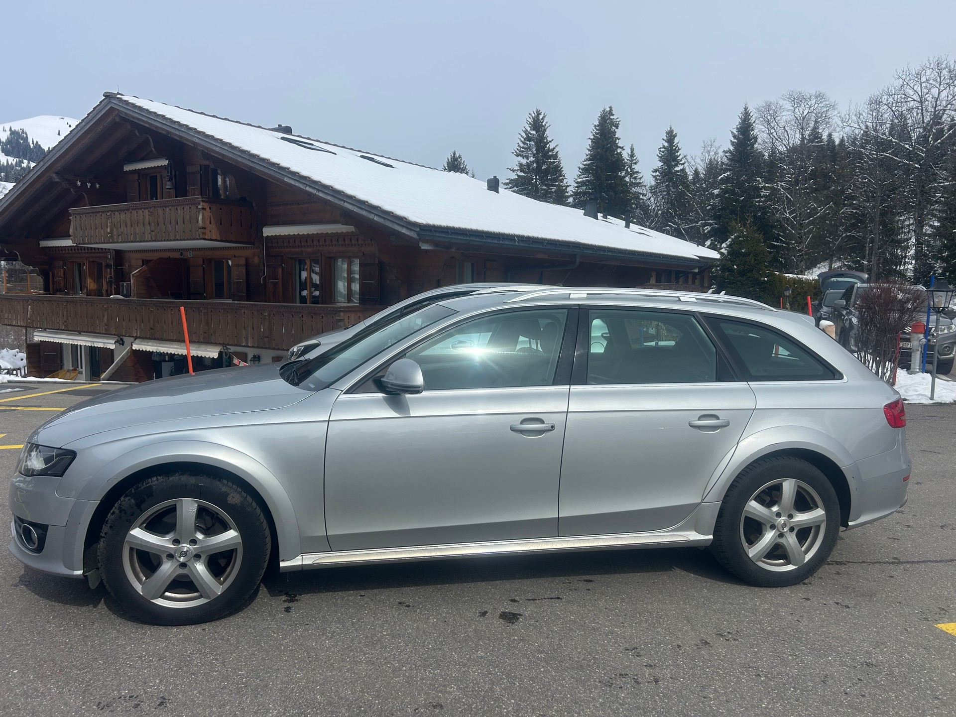 AUDI A4 allroad 2.0 TFSI quattro-image-3