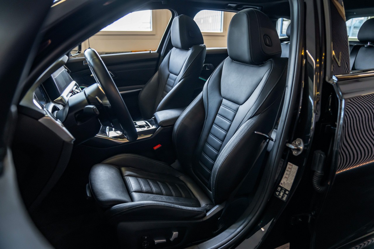 BMW-ALPINA B3 BiTurbo Touring 3.0 xDrive Switch-Tronic-image-13