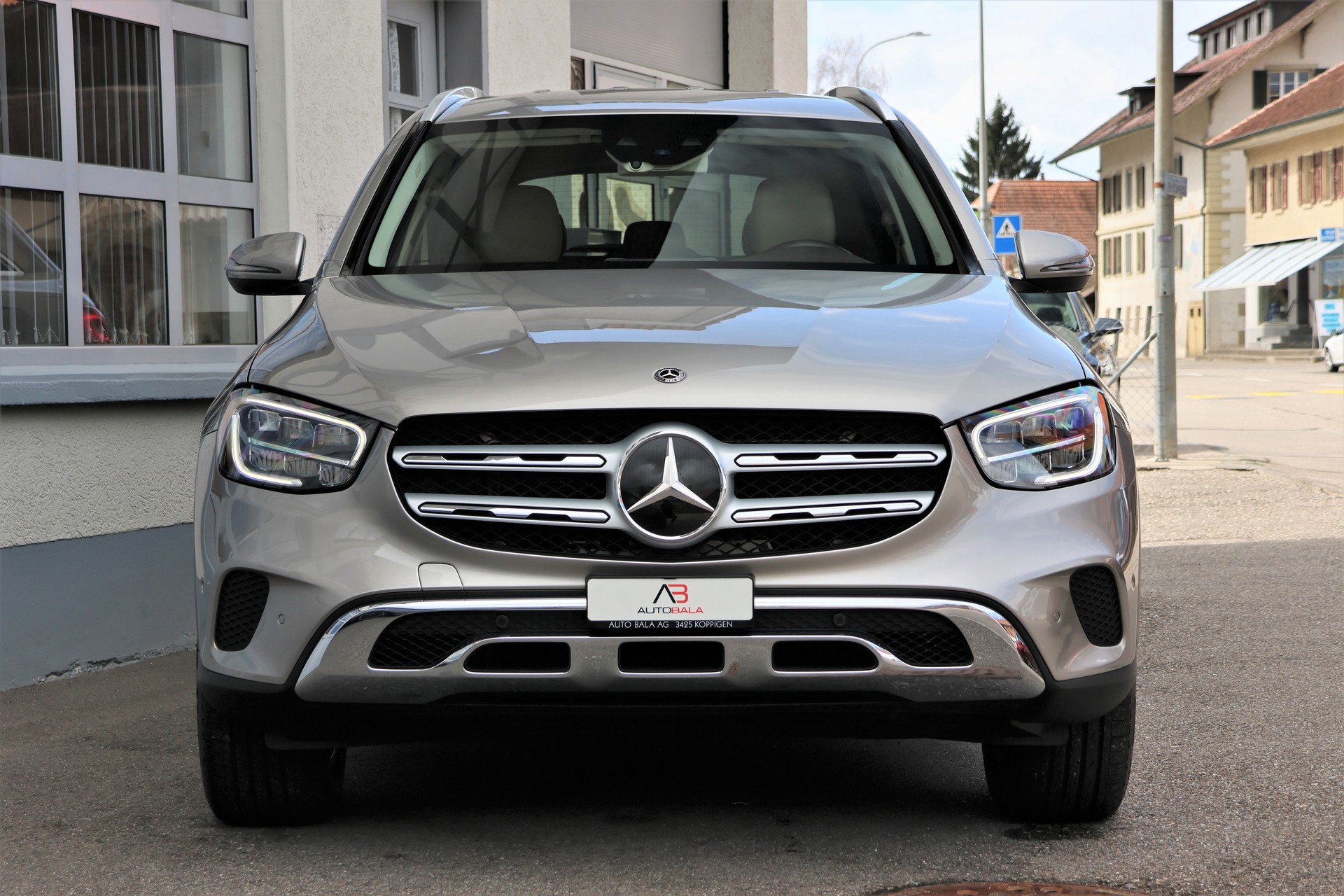 MERCEDES-BENZ GLC 220 d Off-Road 4Matic 9G-Tronic (CH) + 2.5T AHK-showroom-element-1