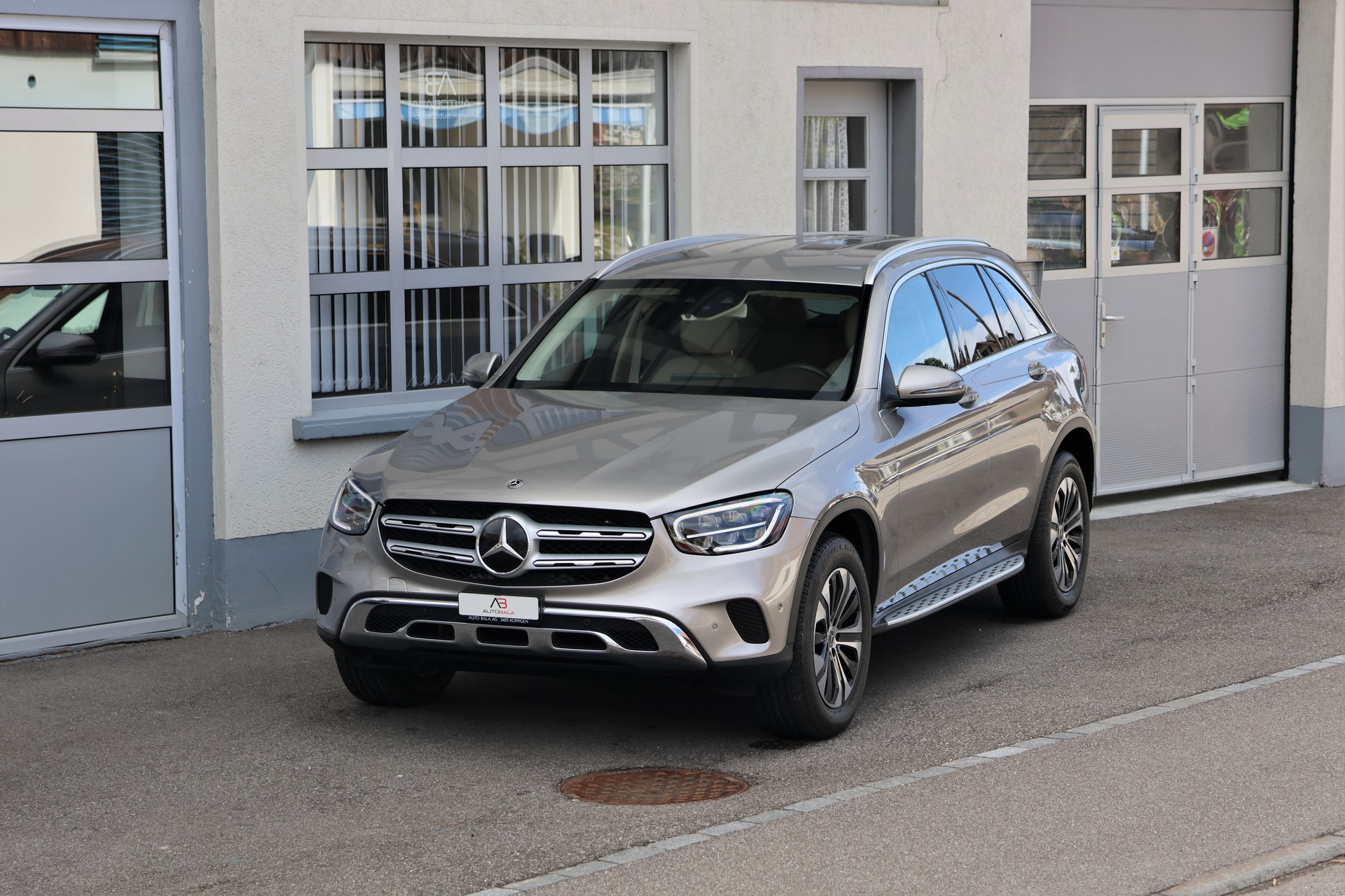 MERCEDES-BENZ GLC 220 d Off-Road 4Matic 9G-Tronic (CH) + 2.5T AHK