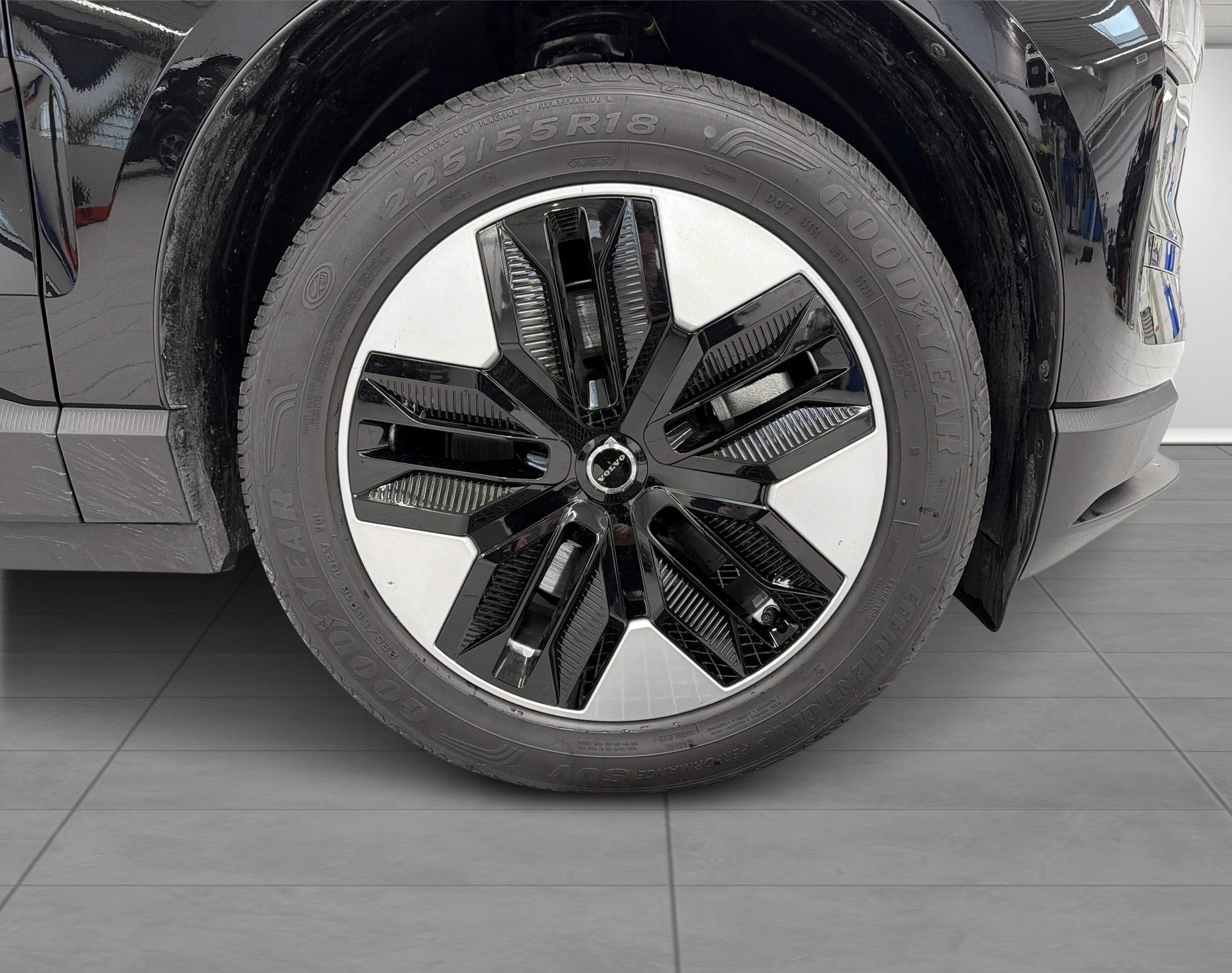 VOLVO EX 30 E40 Core-image-6