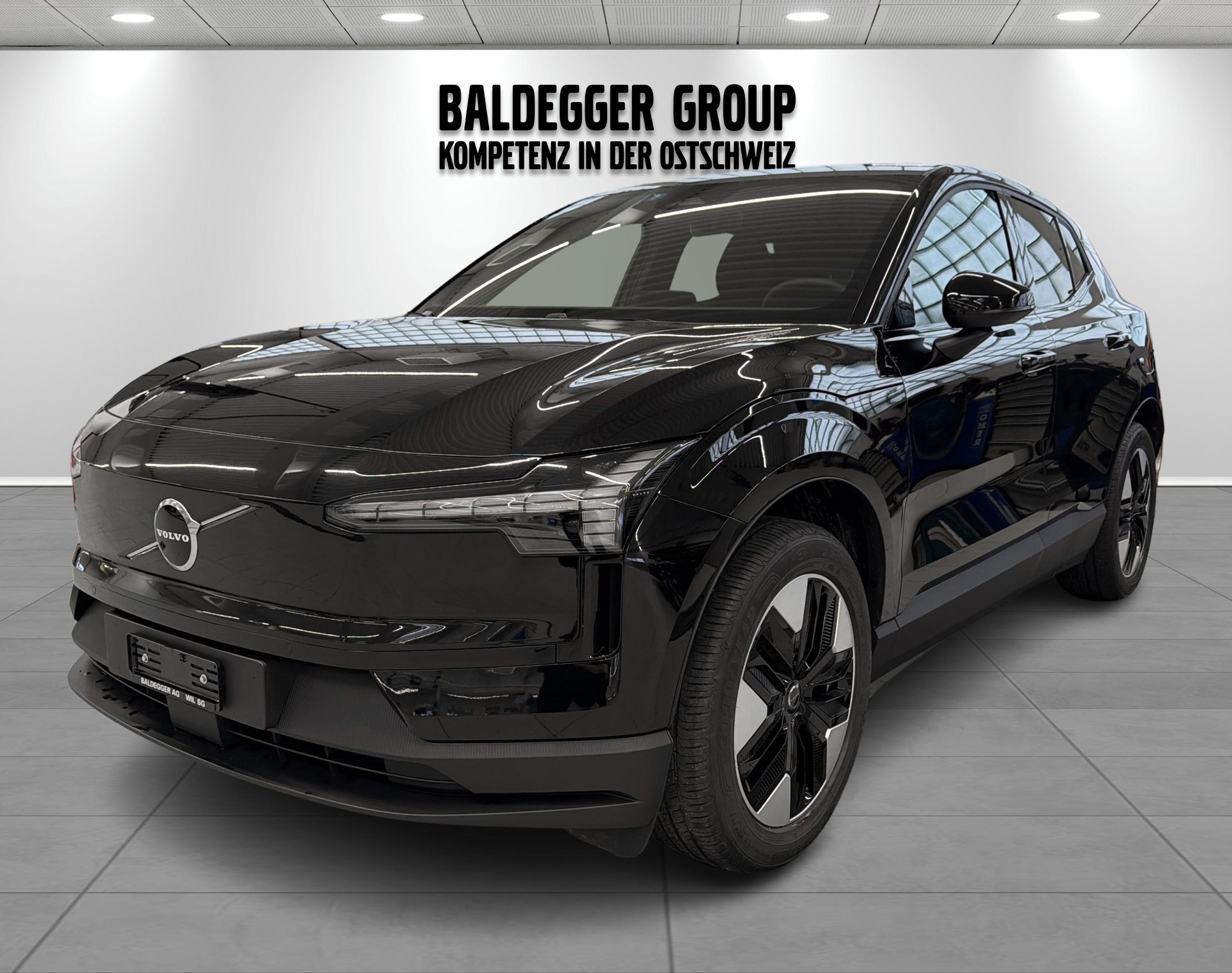 VOLVO EX 30 E40 Core-image-5