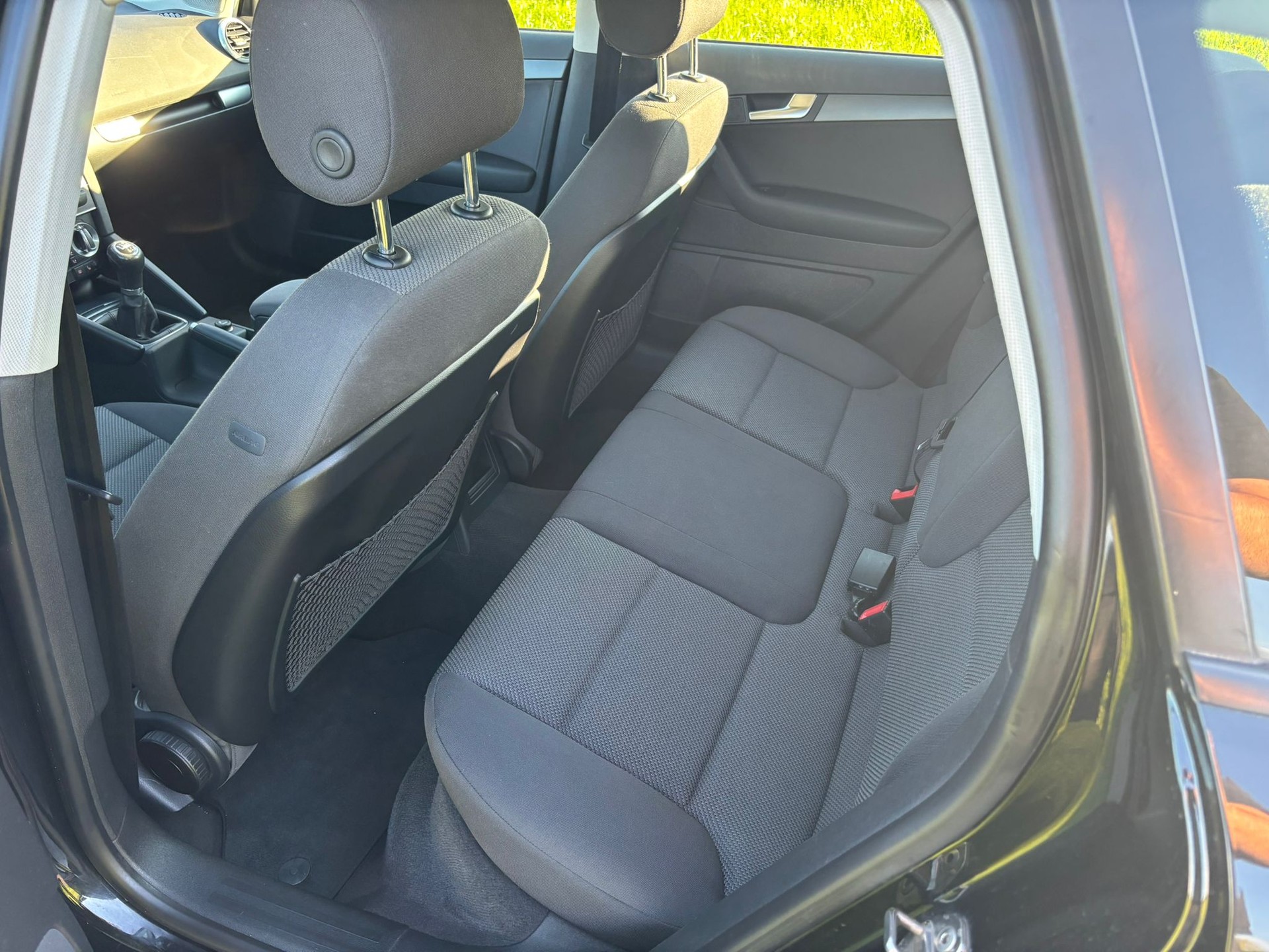 AUDI A3 Sportback 2.0 TDI Attraction-image-7