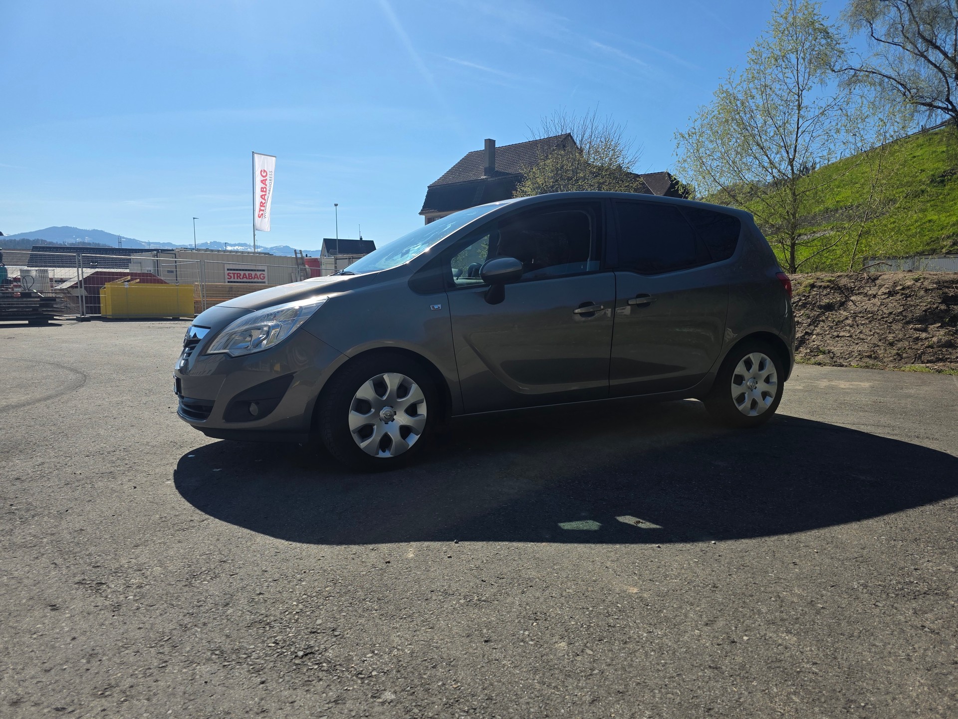 OPEL Meriva 1.7 CDTi Cosmo Automatic-image-7
