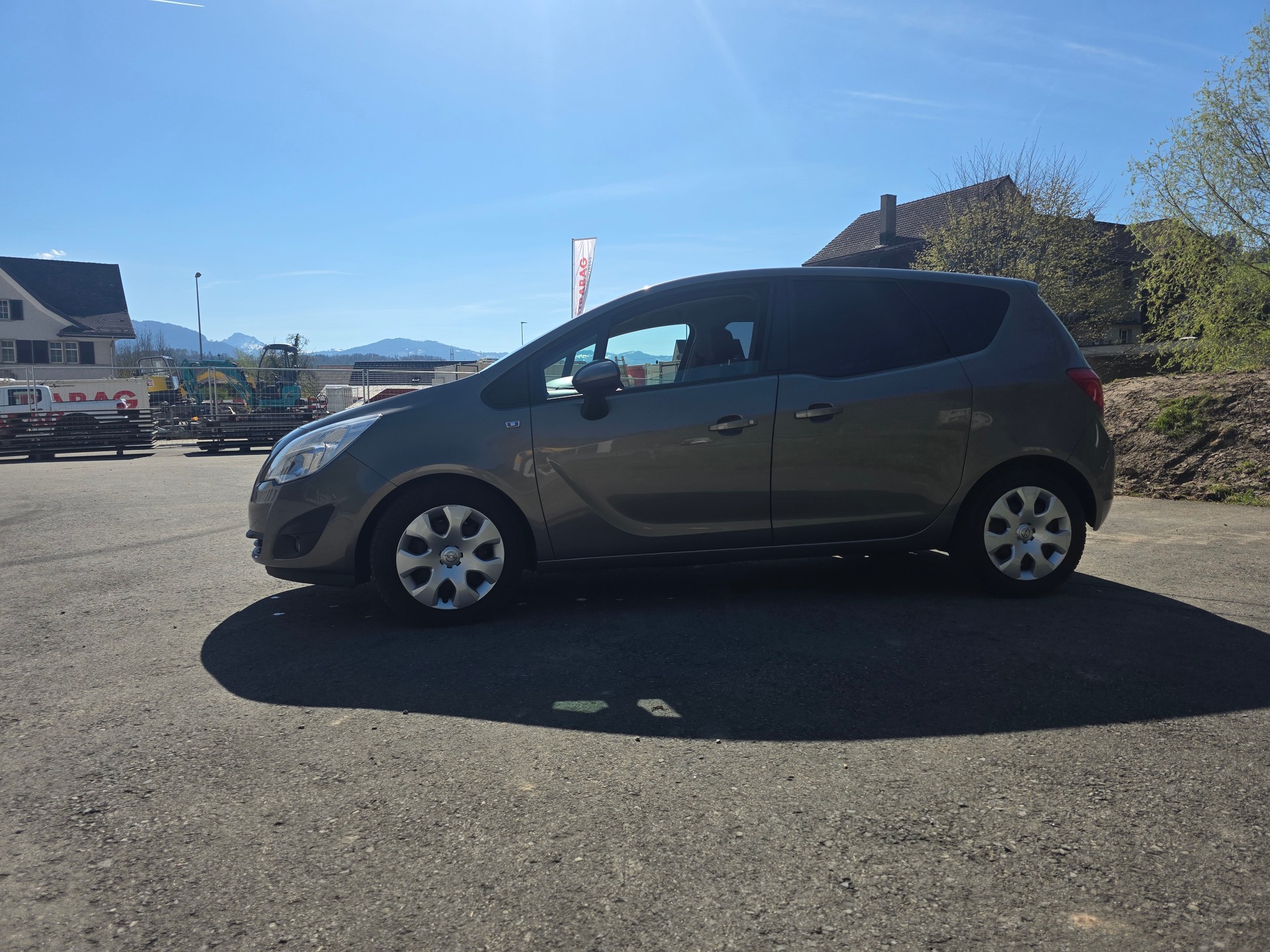 OPEL Meriva 1.7 CDTi Cosmo Automatic-image-9