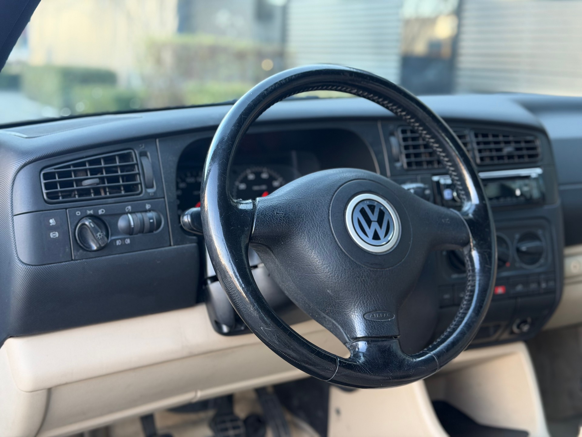 VW Golf Cabriolet 2000 Highline-image-1