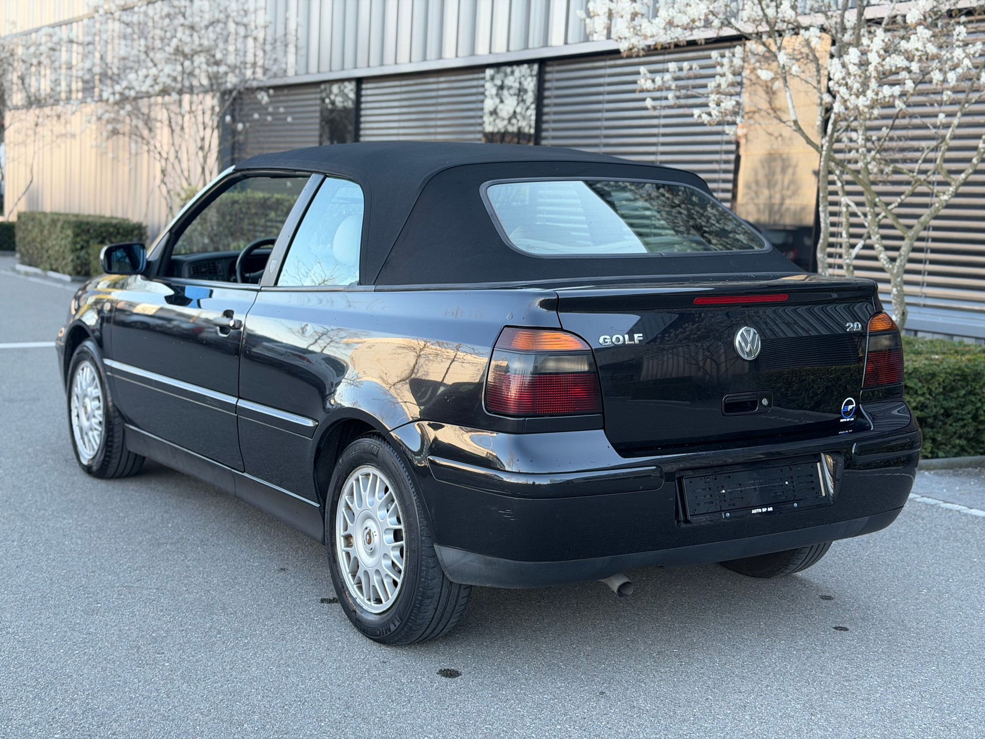 VW Golf Cabriolet 2000 Highline-image-11