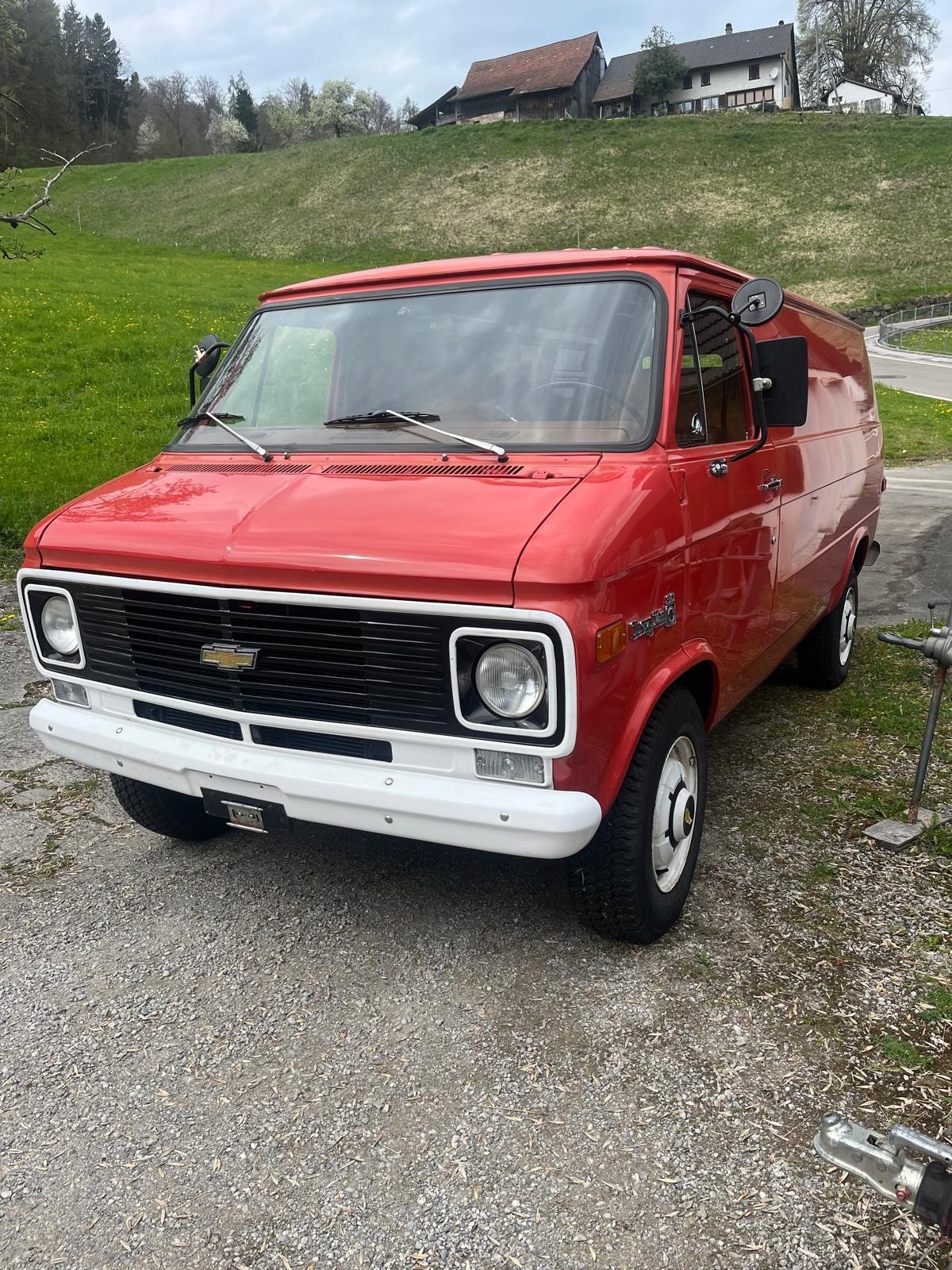 CHEVROLET VAN-image-1