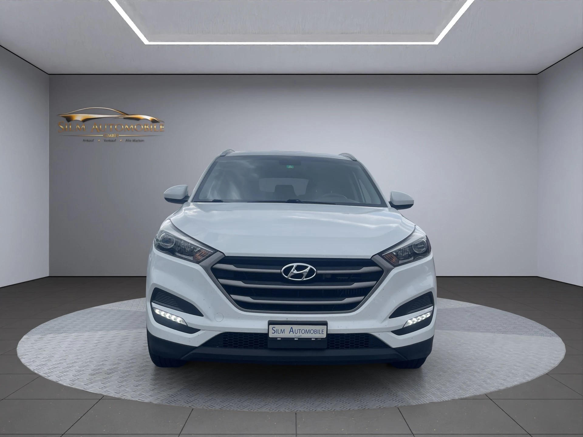 HYUNDAI Tucson 1.7 CRDI Swiss Edition-showroom-element-2