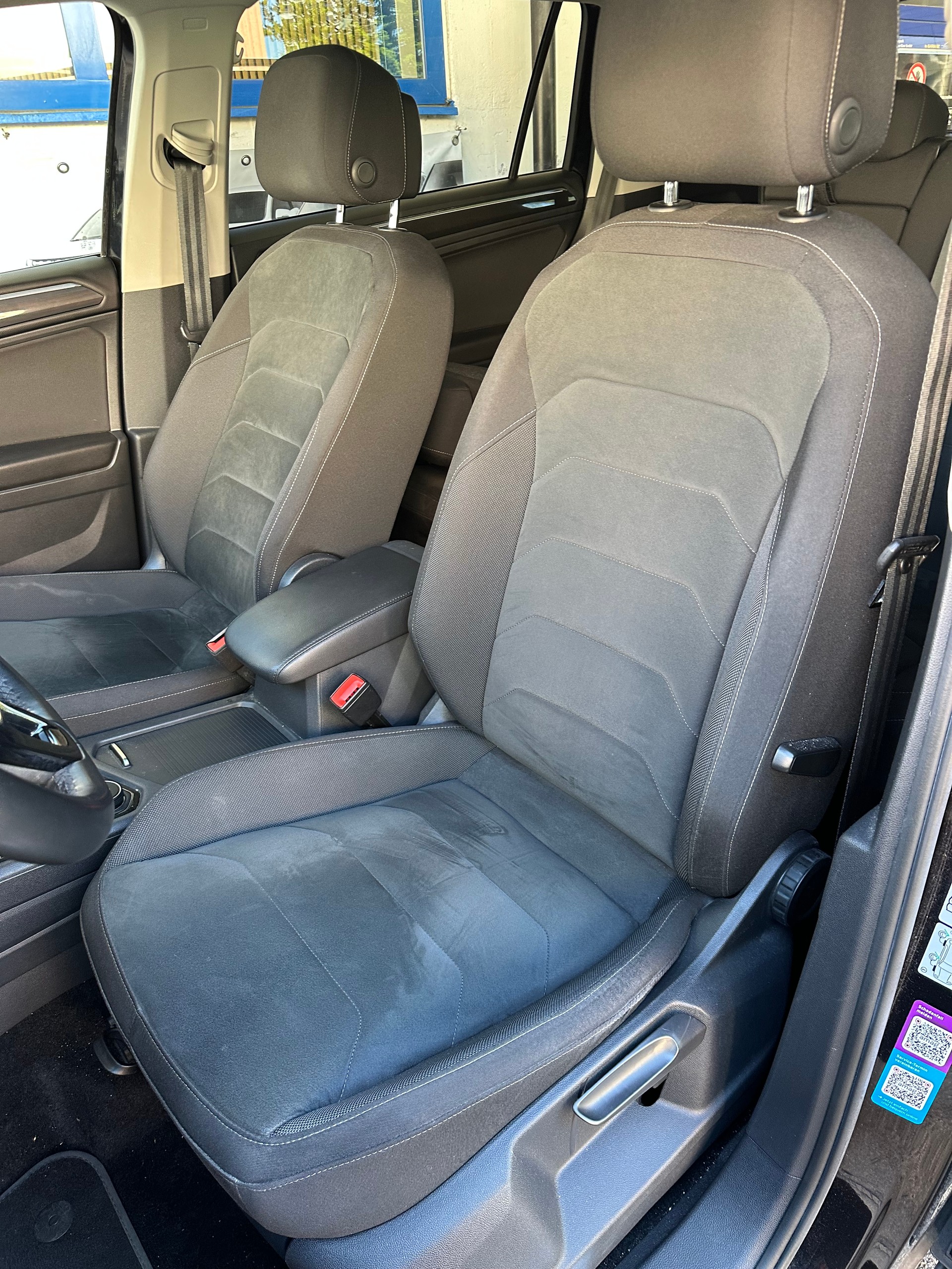 VW Tiguan Allspace 2.0TSI Highline 4Motion DSG-image-7