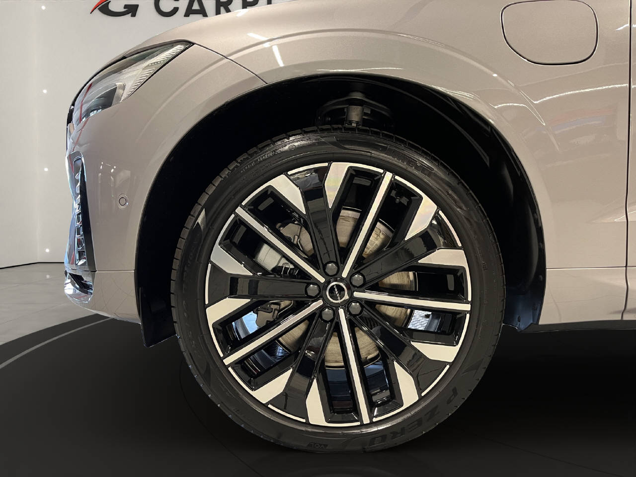 VOLVO XC60 2.0 T8 TE Ultra Dark eAWD-image-5