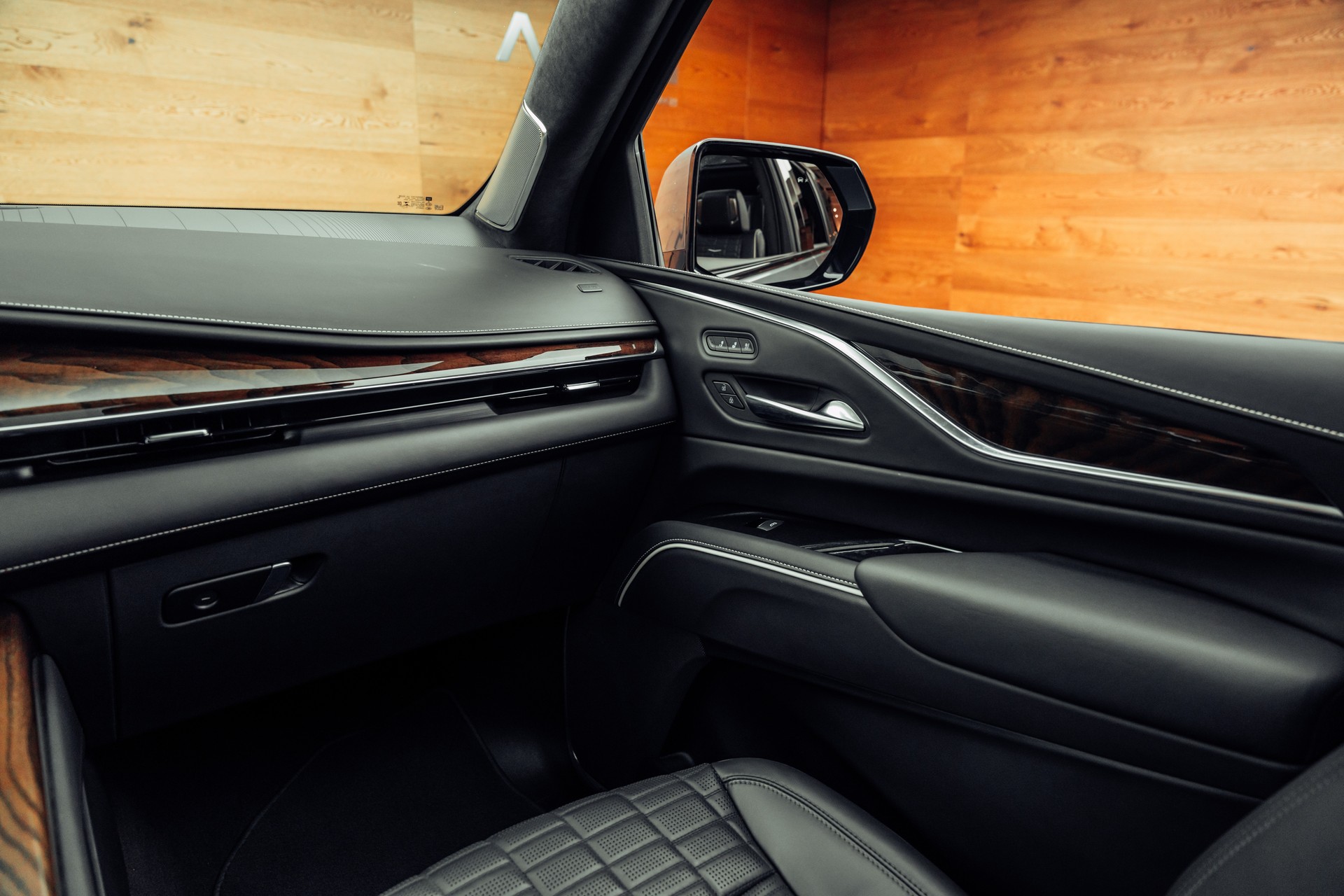 CADILLAC Escalade Platinum Sport-image-11