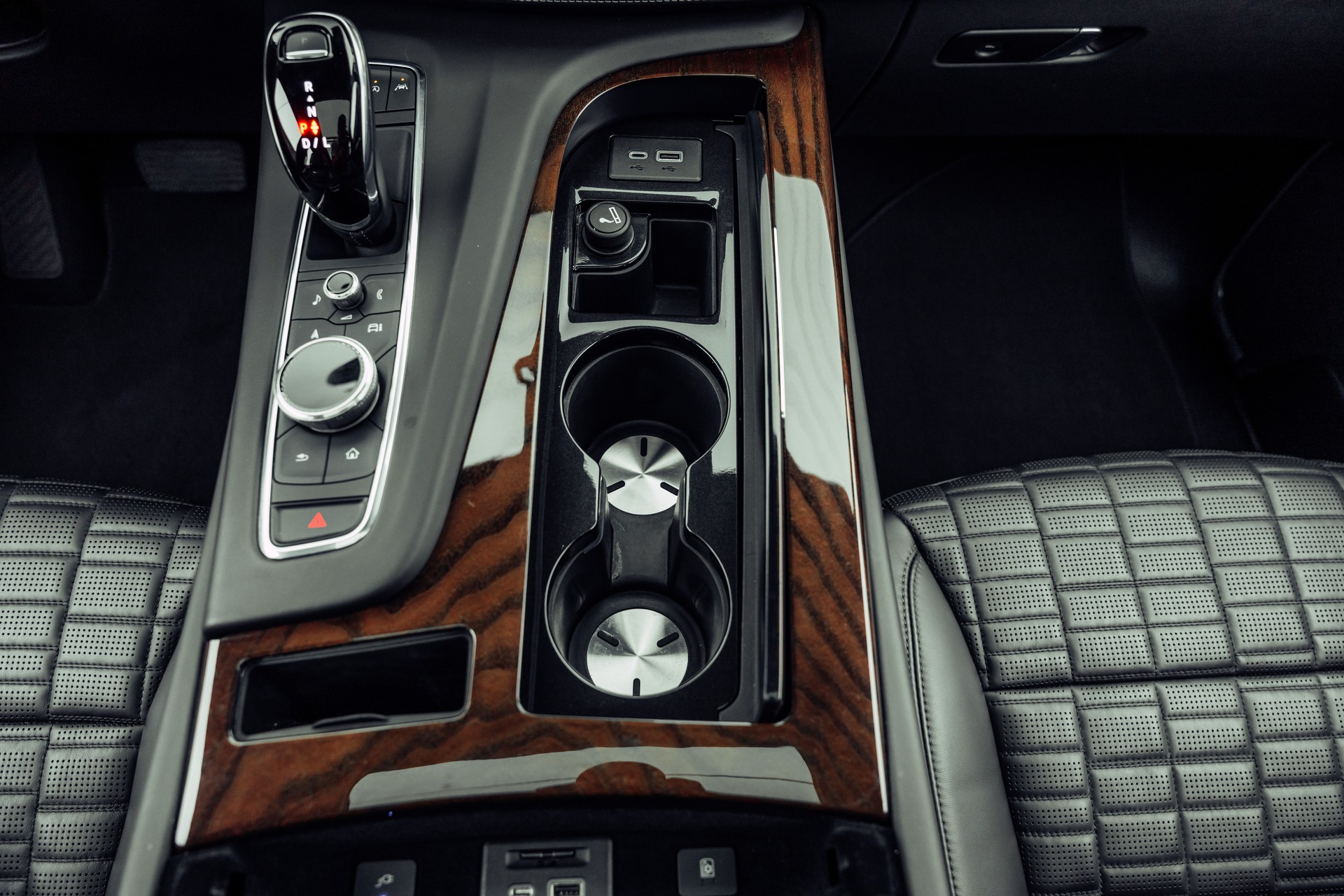 CADILLAC Escalade Platinum Sport-image-14