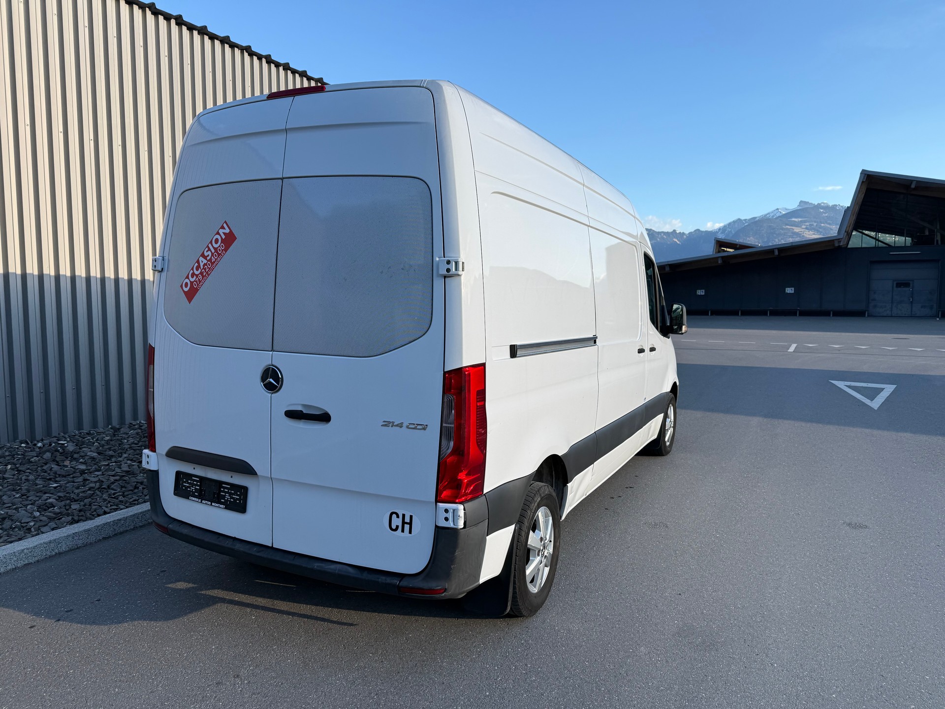 MERCEDES-BENZ Sprinter 214 CDI Standard 9G——CHARGE 950 KG —-BOITE AUTOMATIQUE-image-5