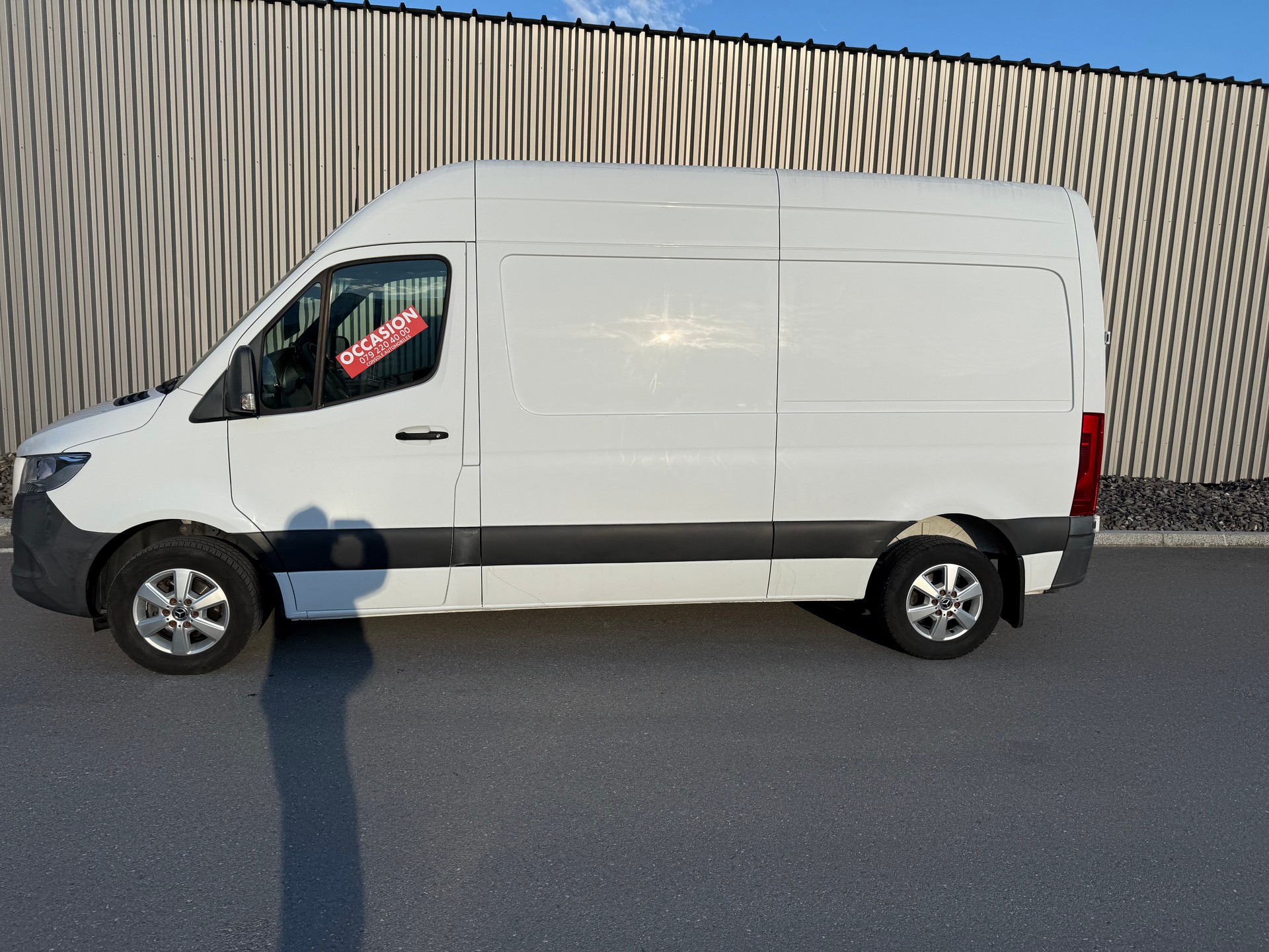 MERCEDES-BENZ Sprinter 214 CDI Standard 9G——CHARGE 950 KG —-BOITE AUTOMATIQUE-showroom-element-1